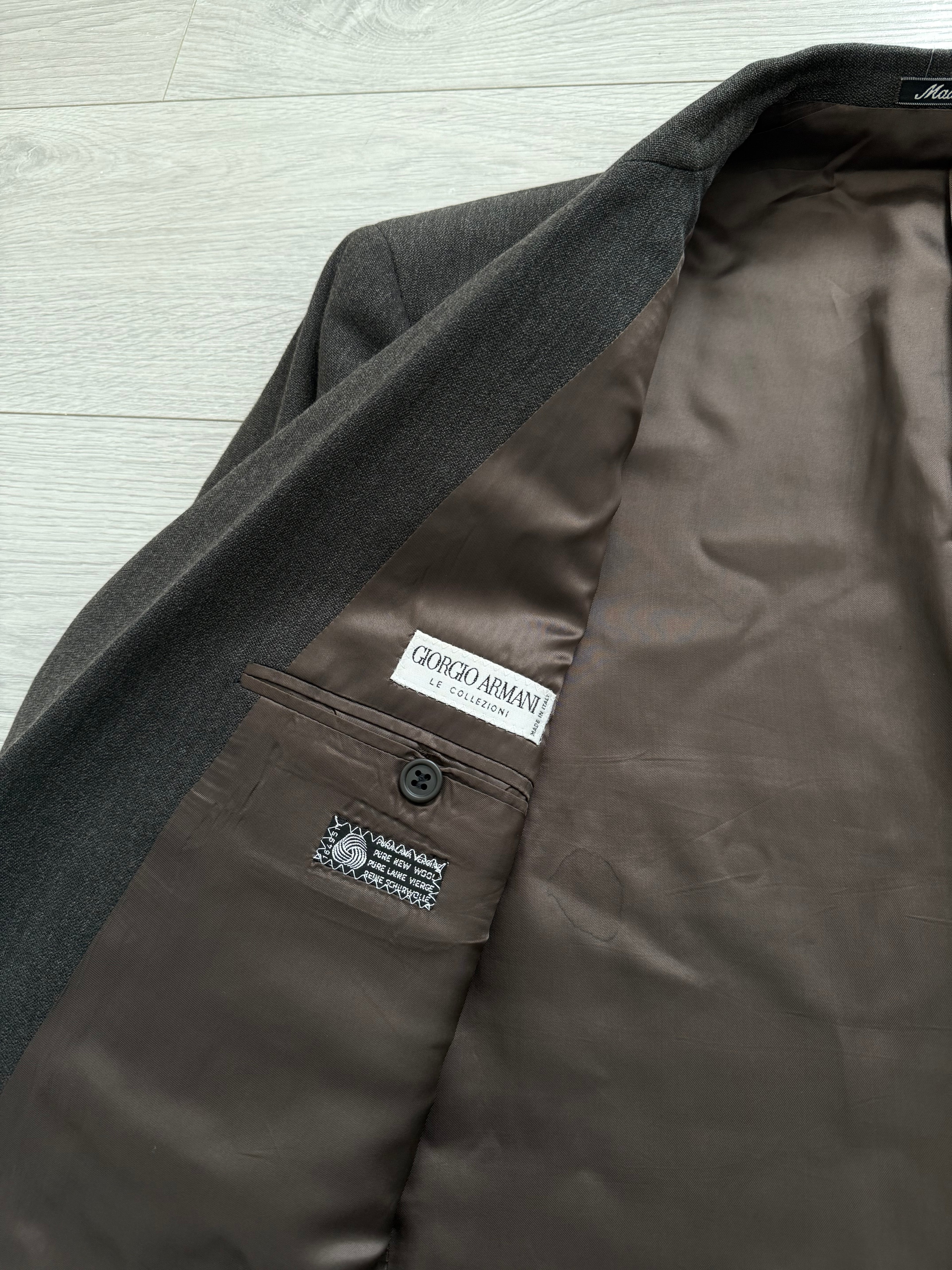 Giorgio Armani 1990s Double-Breasted Pleated Wool Suit - Size L Jacket / 34" Waist