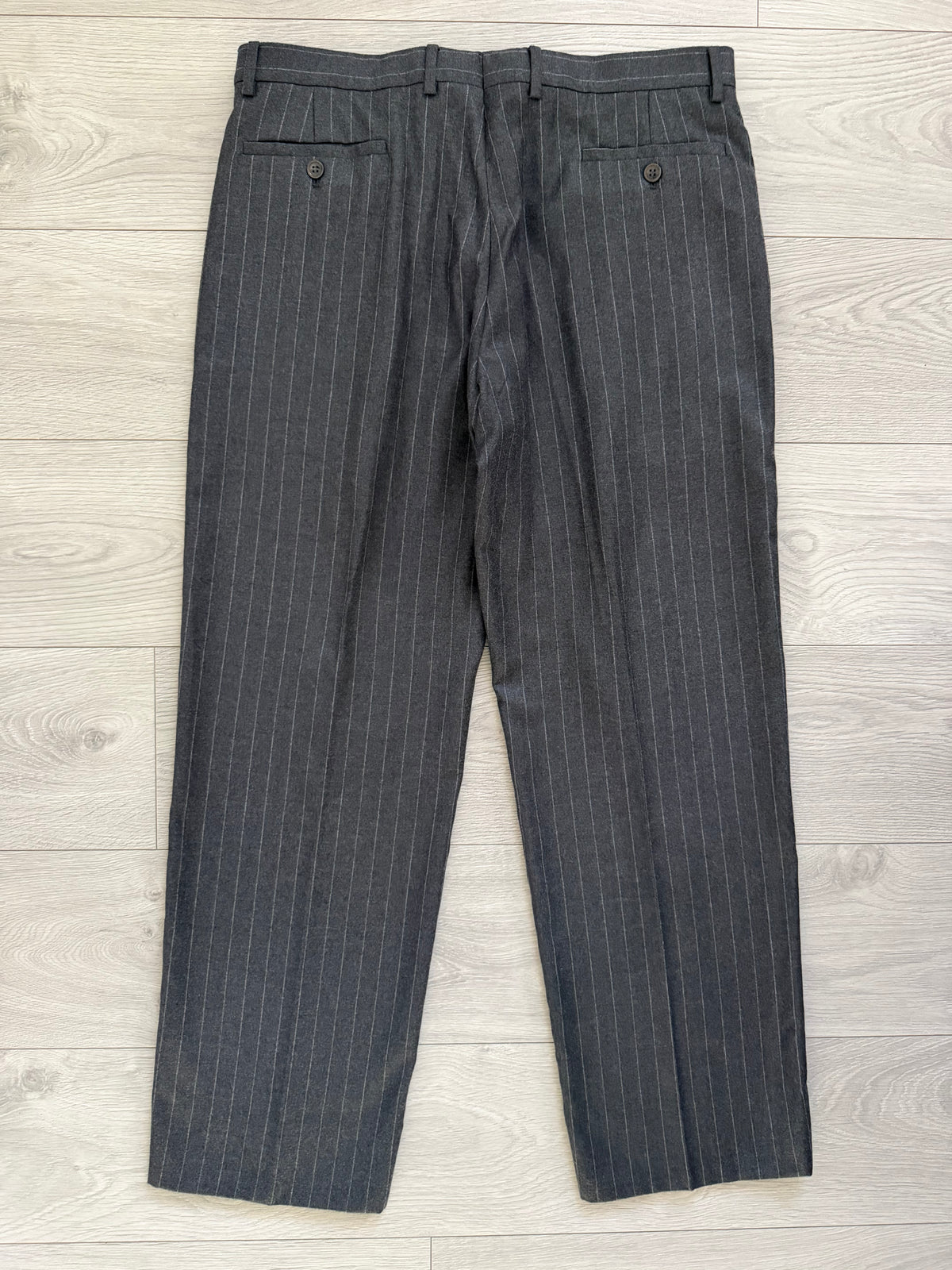 Giorgio Armani Black Label 1990s Cashmere 3B Pleated Striped Suit Grey - Size XL Jacket / 36" Waist