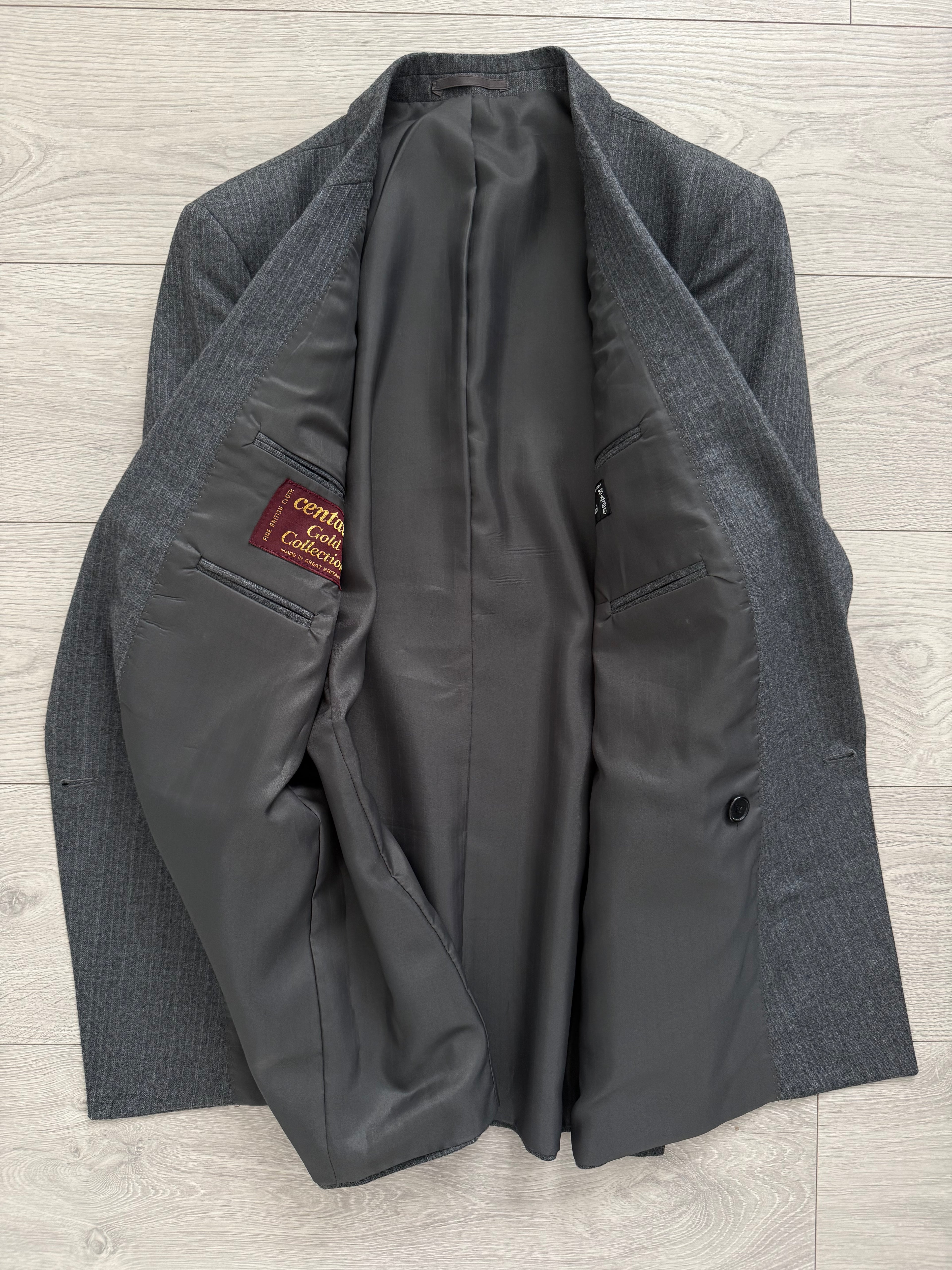 Vintage 1980s Peaked Lapel Double Breasted Pleated Wool Suit Grey Made in England - Size S Jacket / 30" Waist