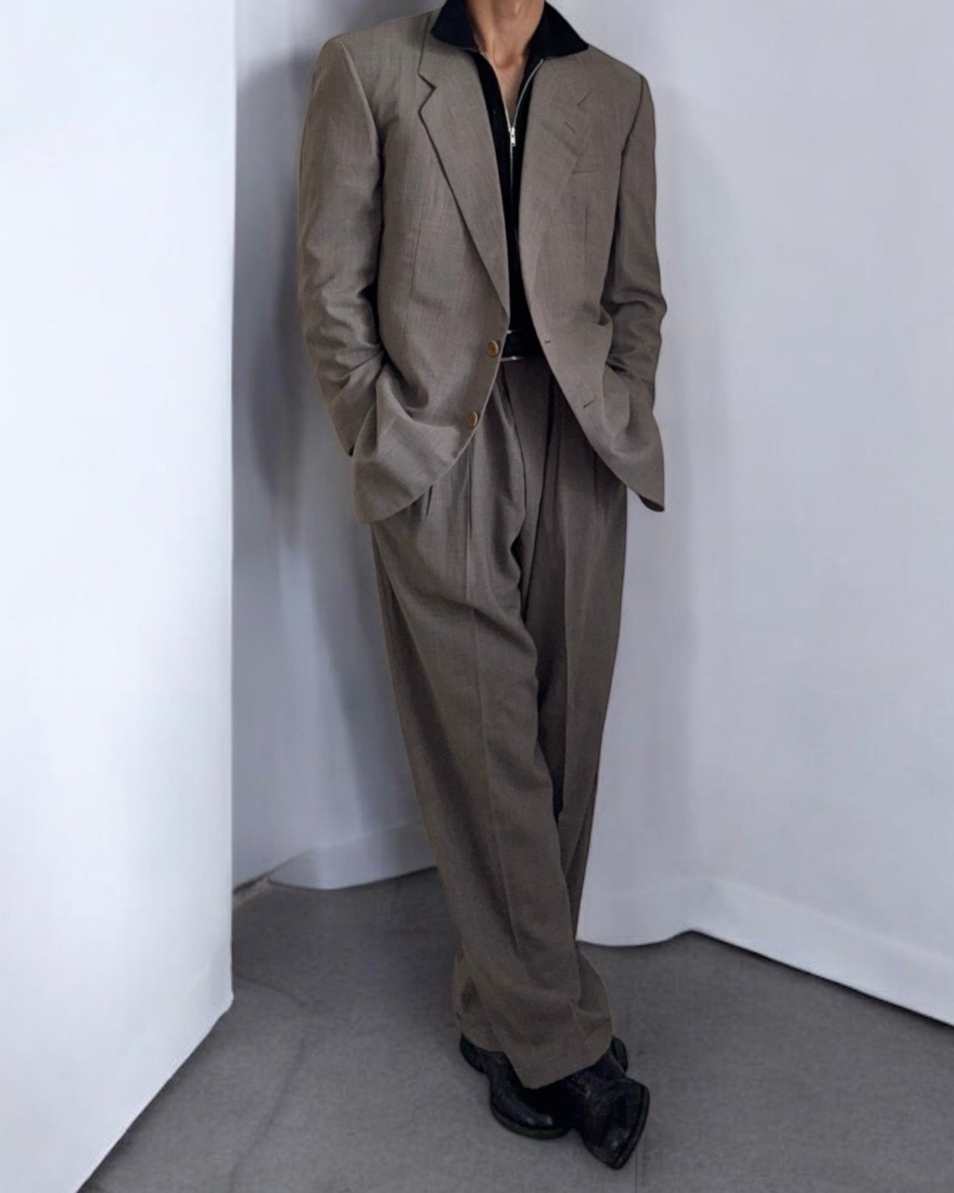 Giorgio Armani 1990s Pleated Wool Suit - Size L Jacket / 32" Waist