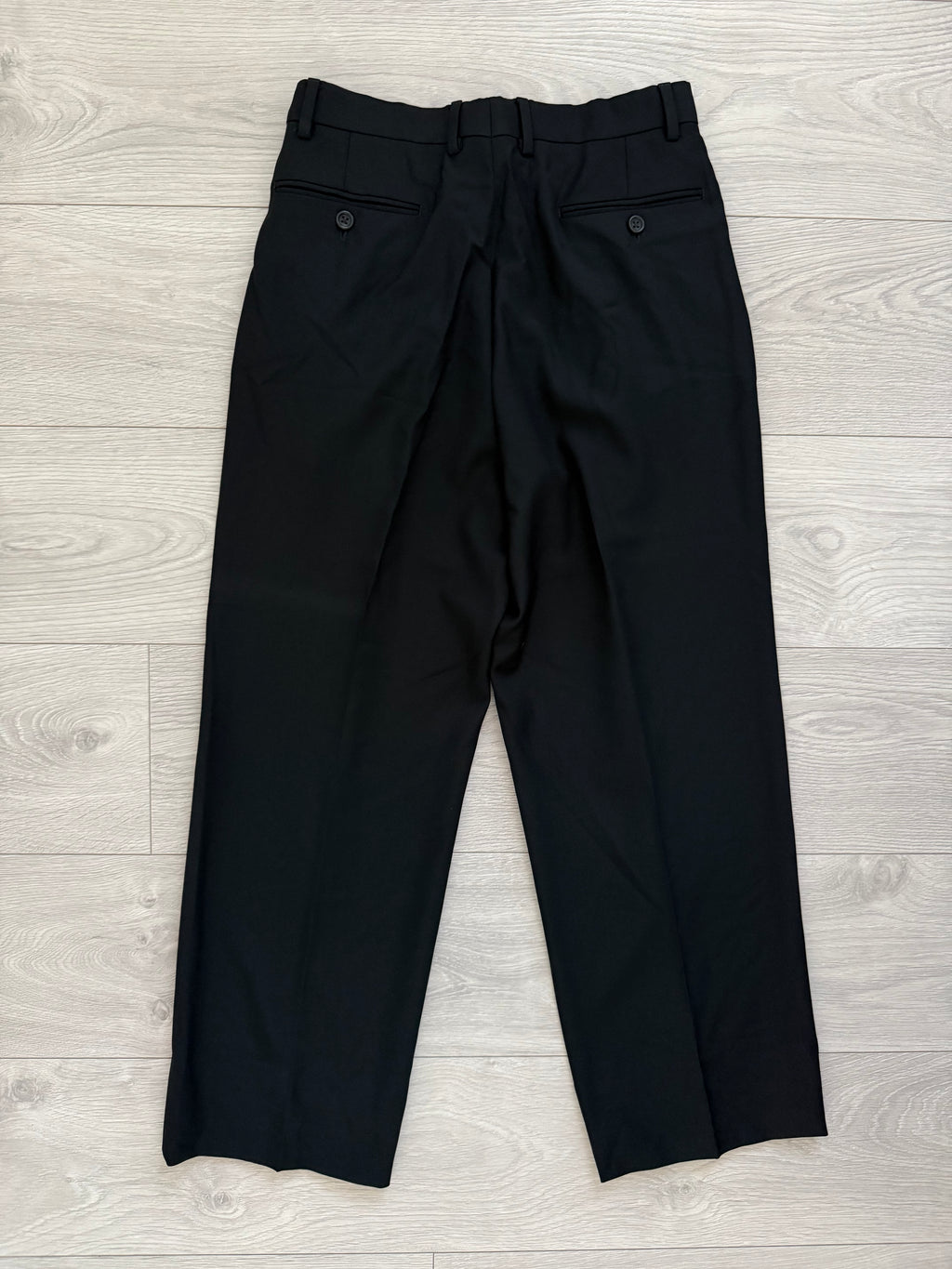 Armani 1990s 3B Wool Pleated Black Suit - Size S Jacket / 28" Waist