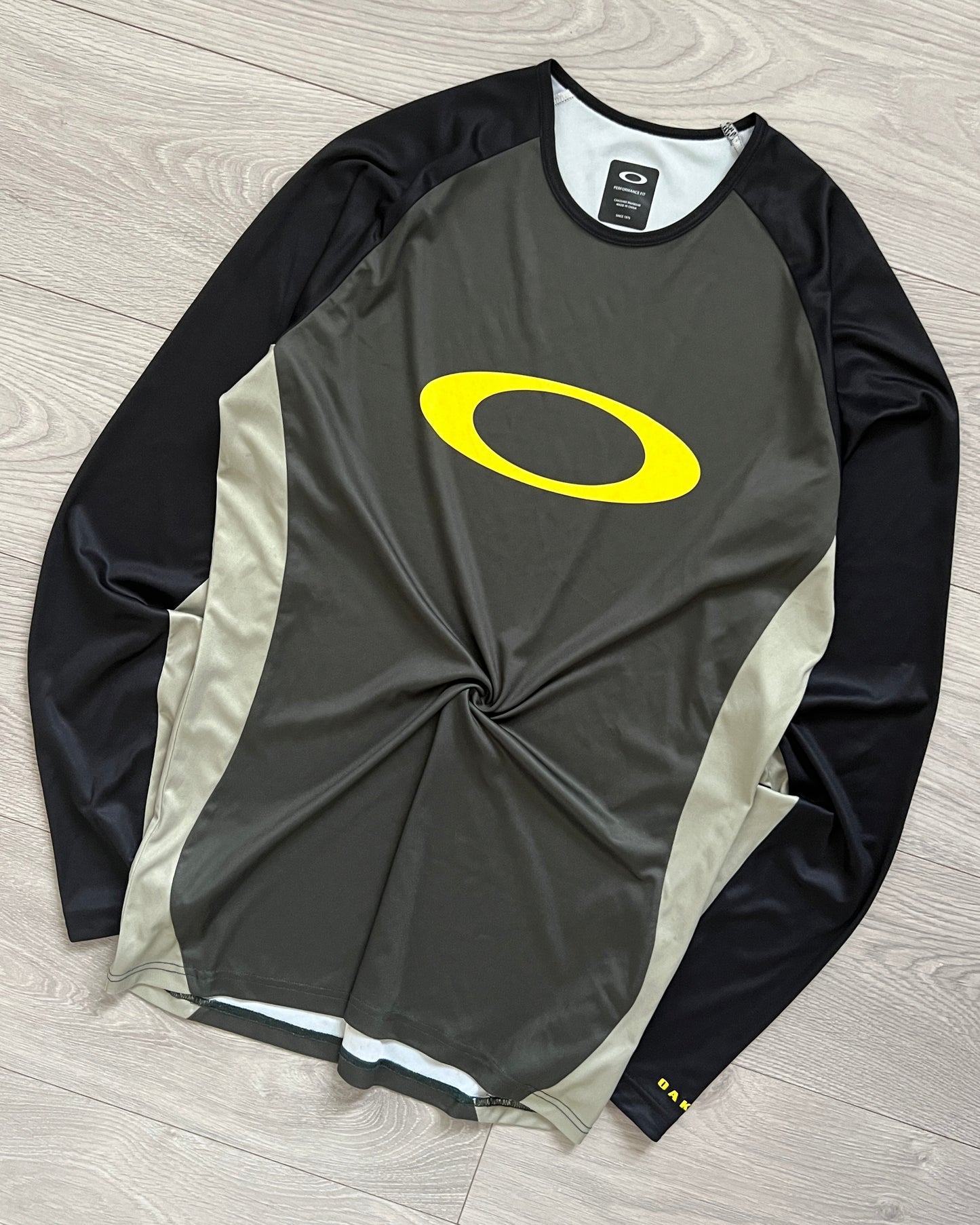 Oakley Icon Logo Panelled Tech Jersey - Size M