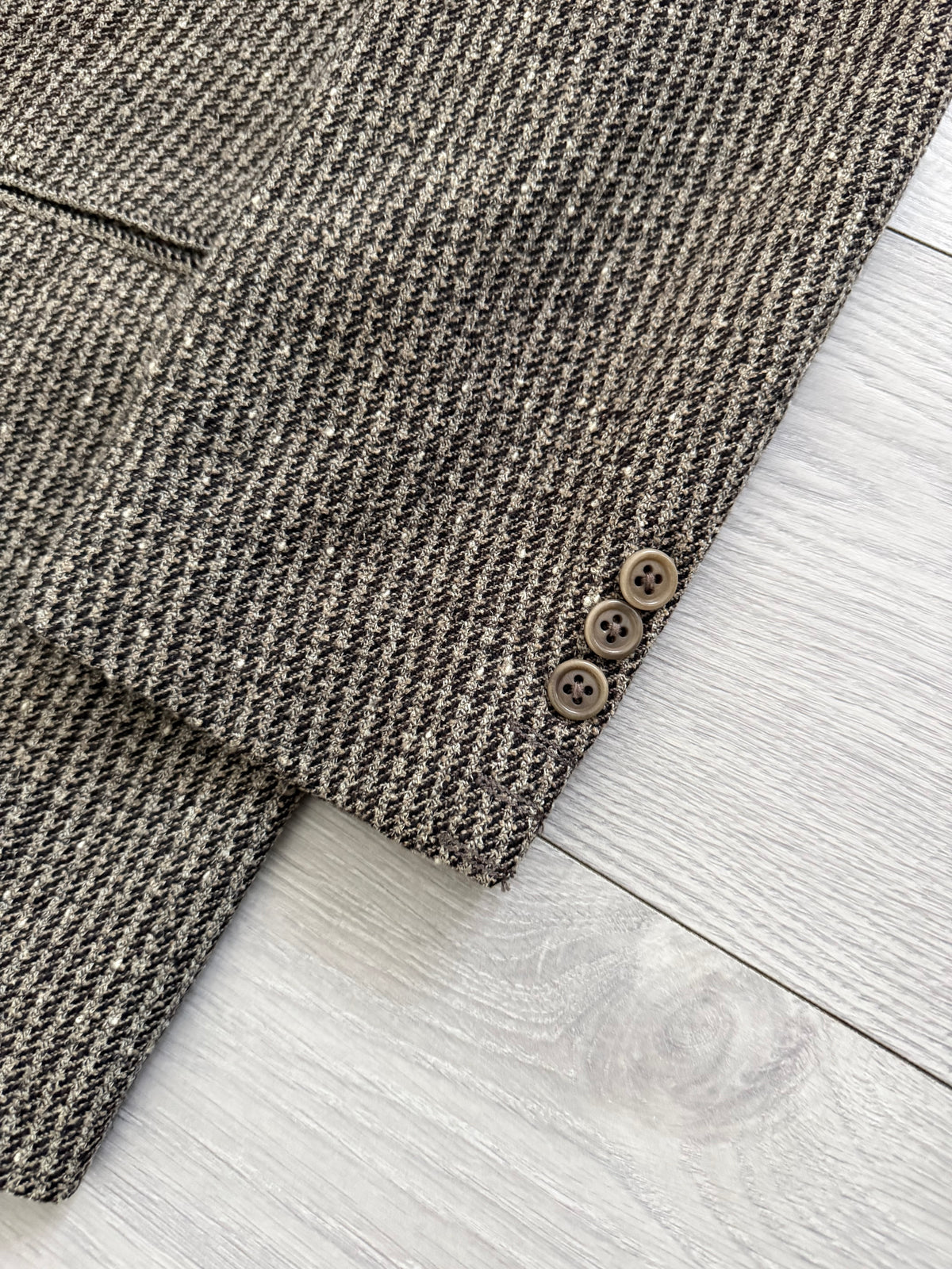Valentino 1980s Peaked Lapel Double Breasted Textured Wool Sport Jacket Blazer - Size M