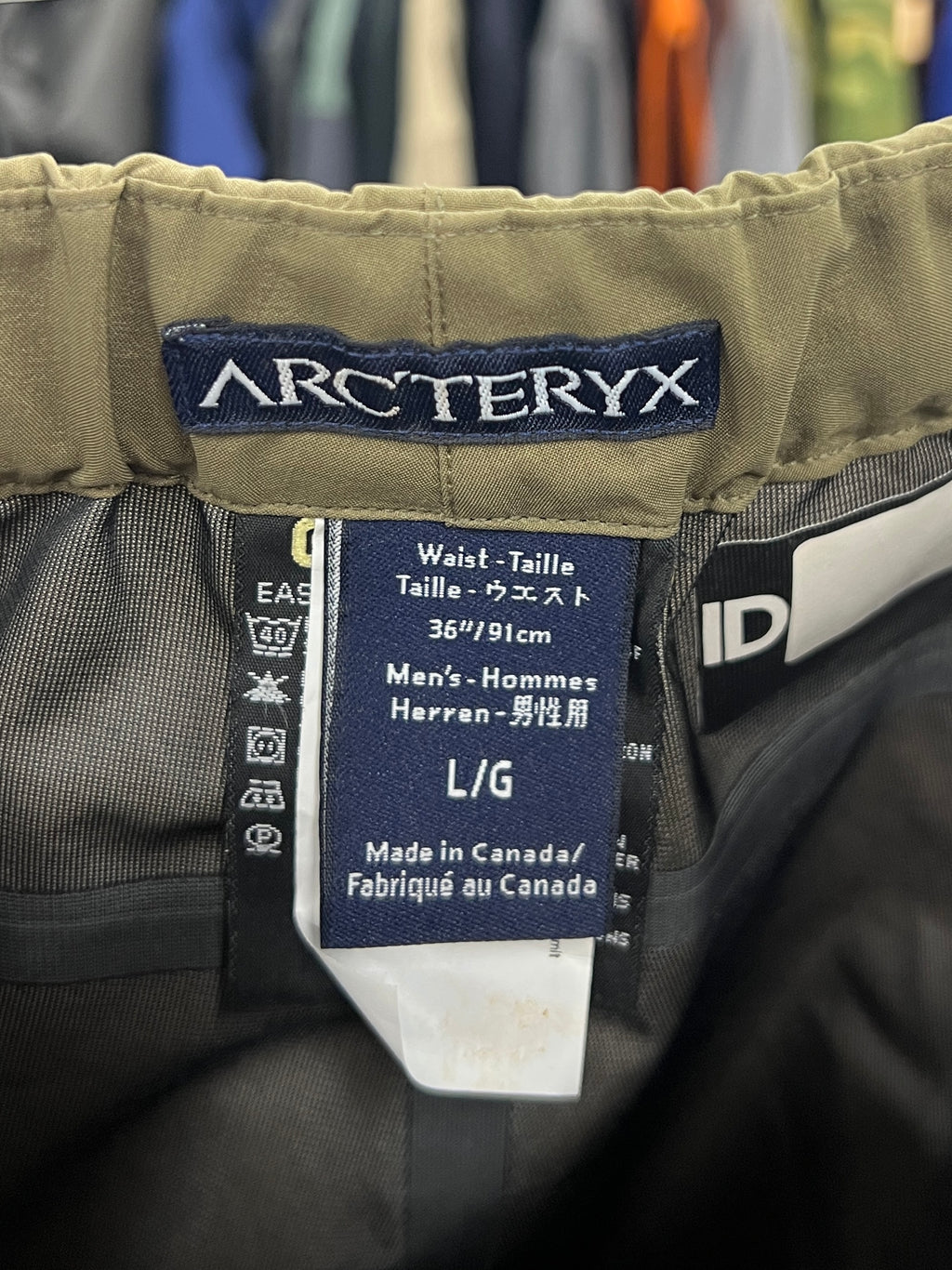 Arc'teryx LEAF Alpha Gen 1 Gore-Tex Pro Pants in Crocodile - Size L