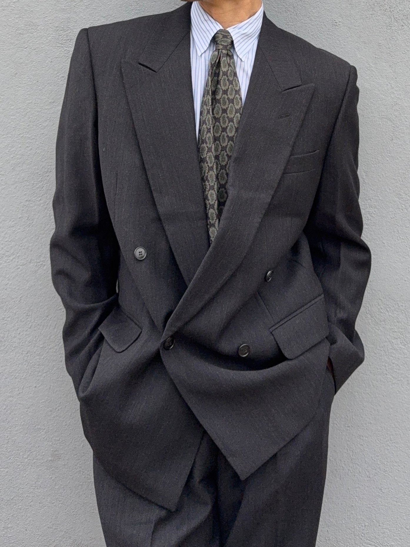 Giorgio Armani 1980s Double Breasted Pleated Wool Charcoal Grey Suit - Size XL Jacket / 34" Waist
