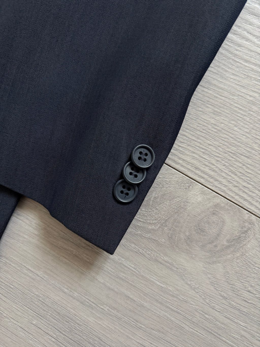 Emporio Armani 1990s 3B Wool Blend Draped Heathered Blue Suit - Size M Jacket / 32" Waist