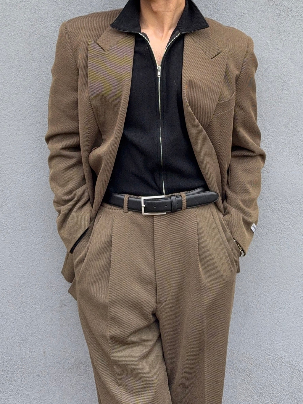 Giorgio Armani 1980s Double Breasted Pleated Wool Suit Taupe Brown New - Size L Jacket / 32" Waist