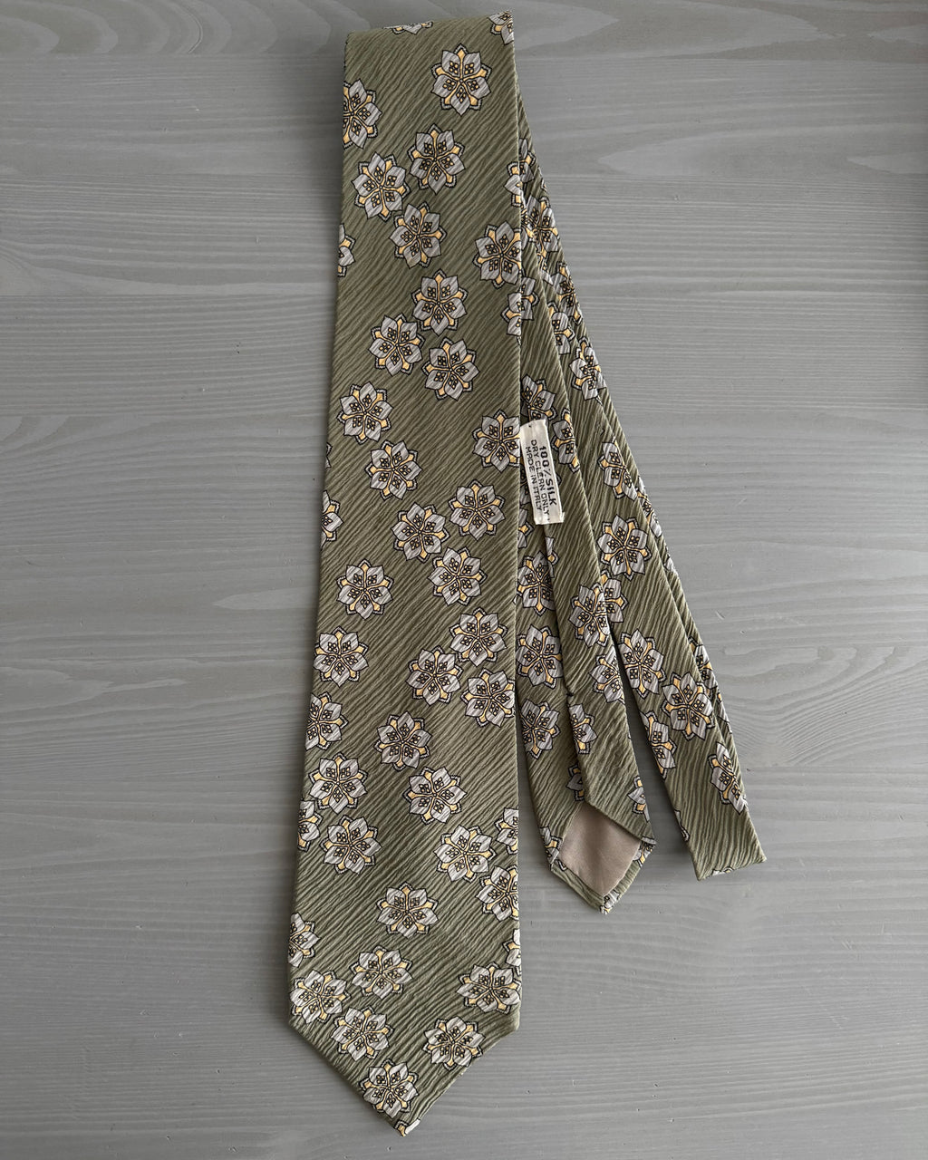 Giorgio Armani 1990s Silk Floral Tie