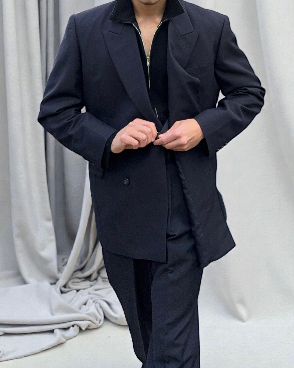 Doremuil Fabric Double Breasted Pleated Wool Suit - Size XL Jacket / 36" Waist