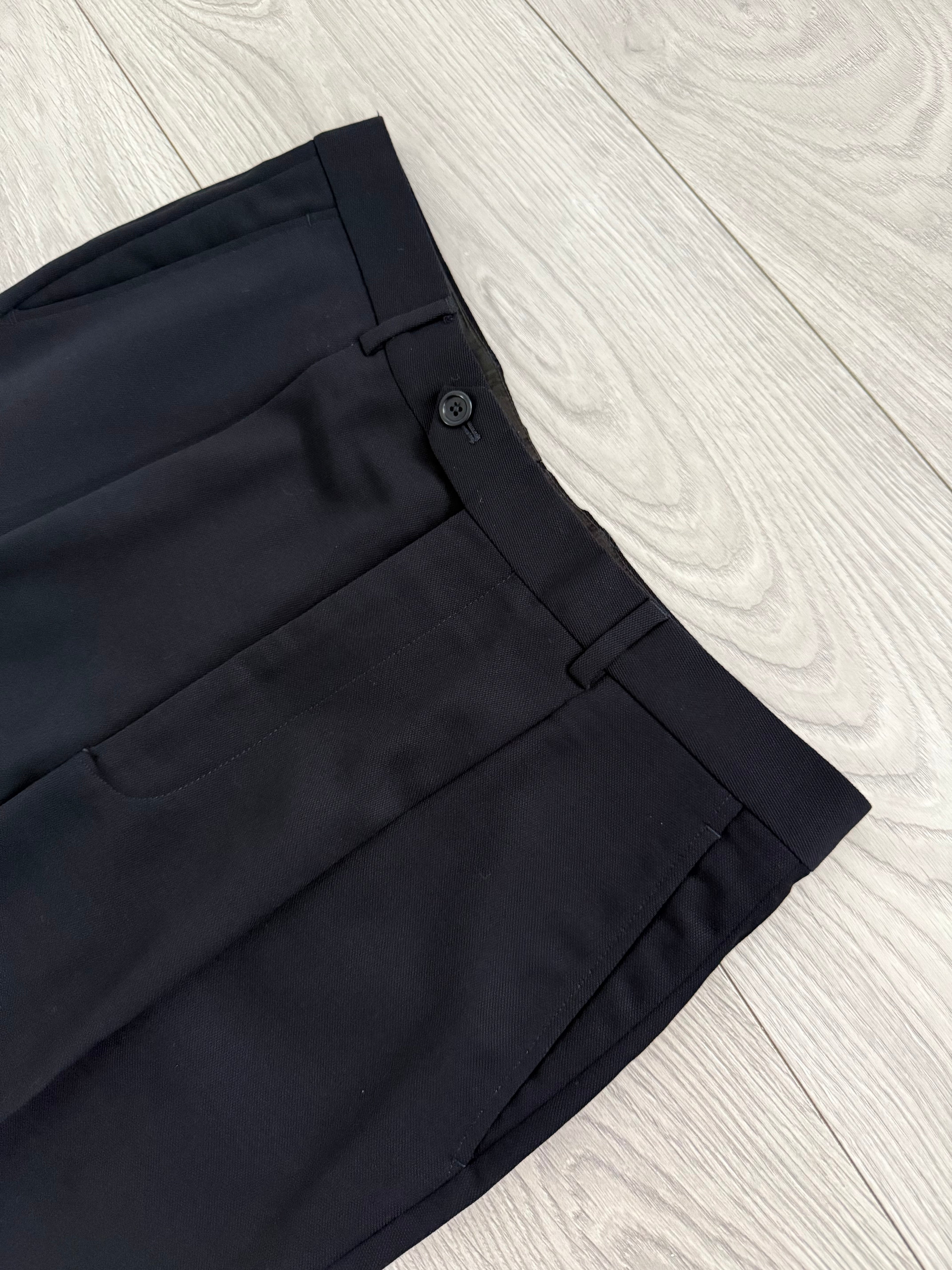Armani 2000s Pleated Wool Navy Pants - Size 31" Waist