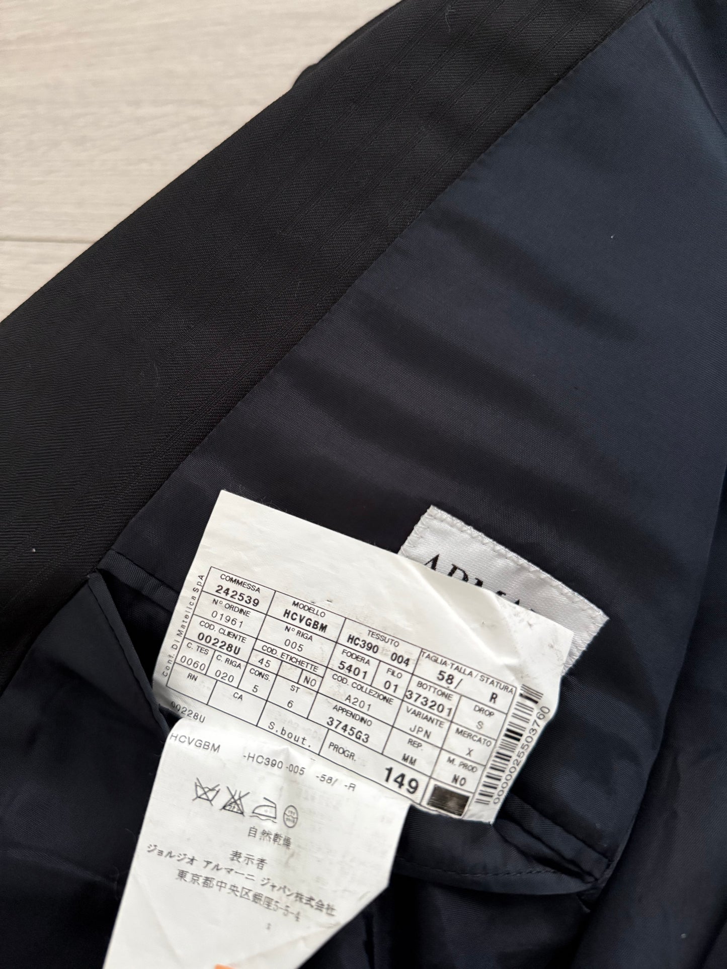 Armani 1990s 2B Pleated Wool Suit - Size XL Jacket / 40" Waist