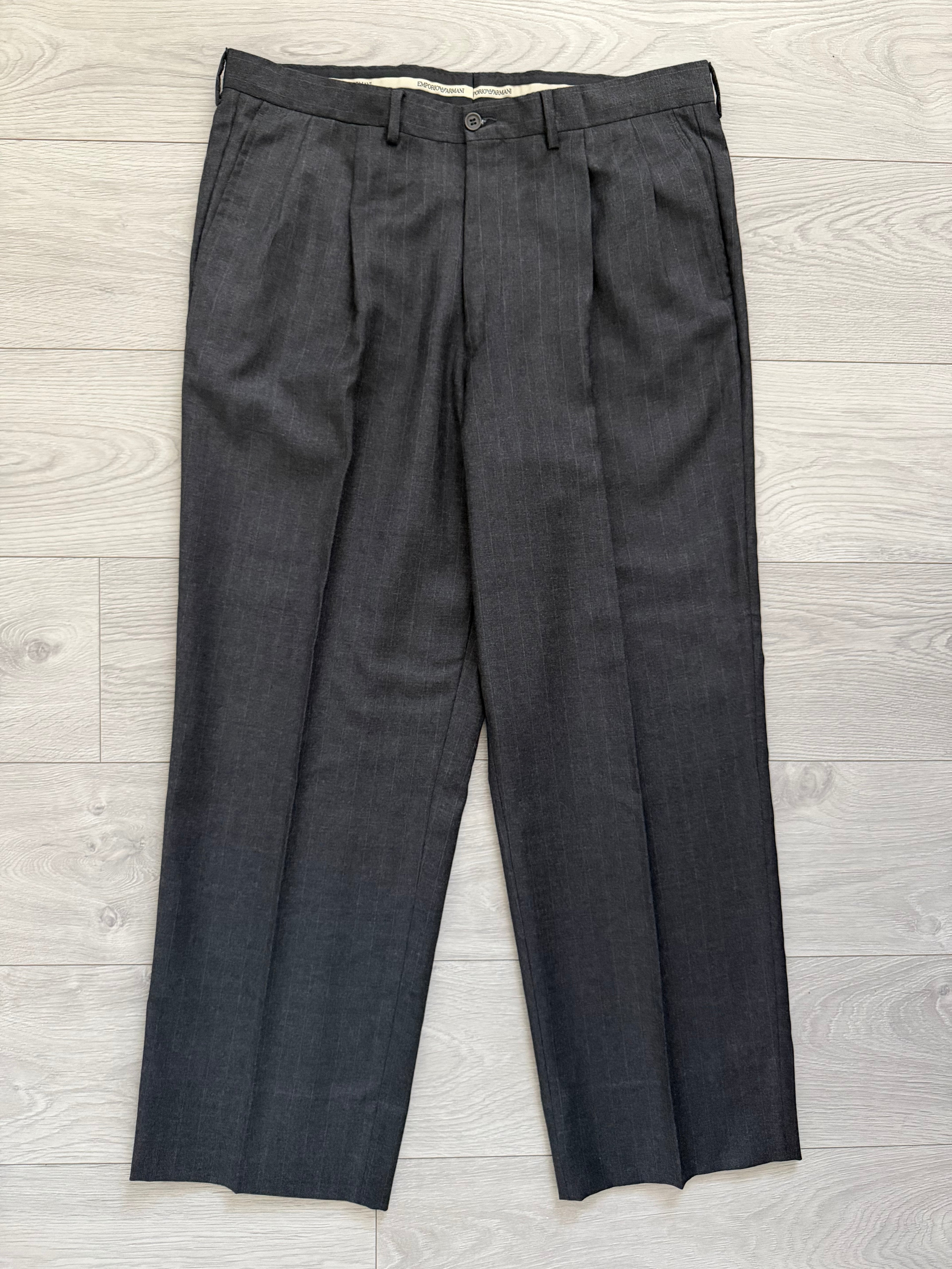 Emporio Armani 1990s 3B Double Pleat Pinstripe Grey Wool Suit - Size XL Jacket / 36" Waist
