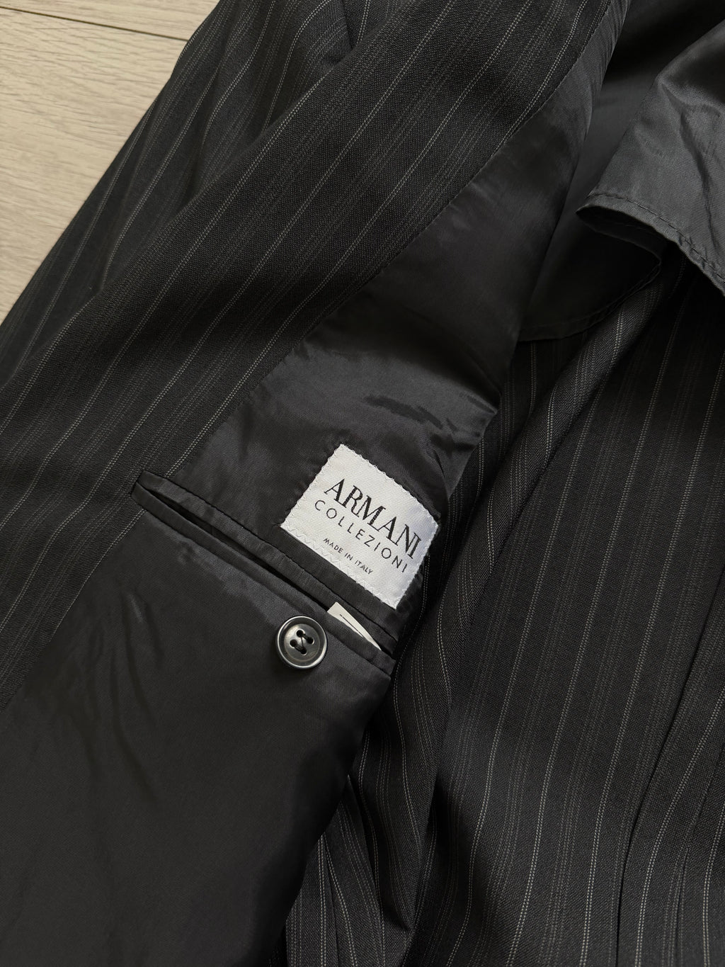 Armani 1990s Peaked Lapel Double Breasted Pleated Silk Wool Suit Striped Grey - Size L Jacket / 34" Waist