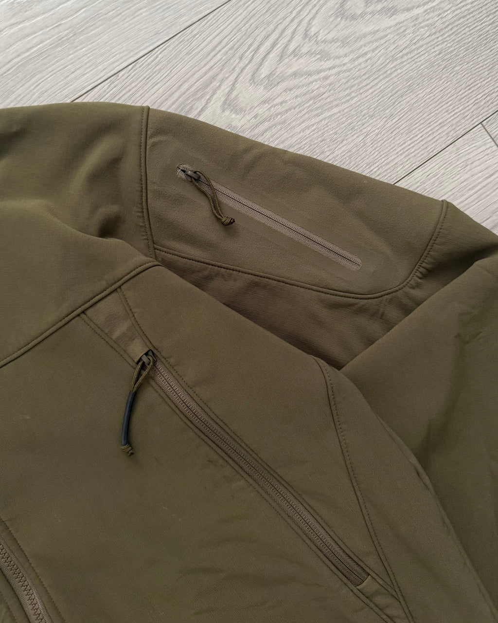 Arcteryx LEAF Gen 1 Bravo Softshell Fleece Lined Utility Jacket Crocodile Green - Size L & XL