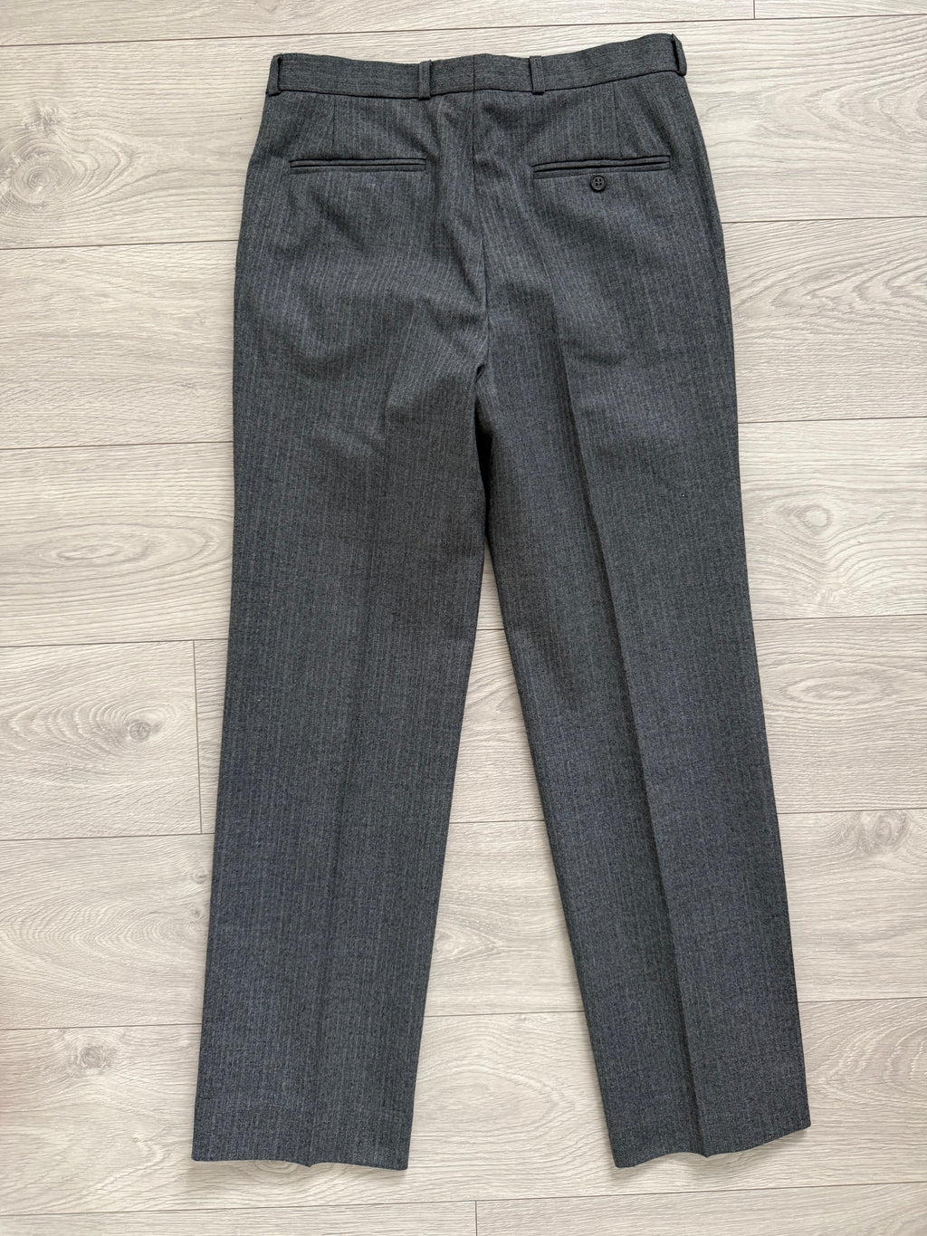 Vintage 1980s Peaked Lapel Double Breasted Pleated Wool Suit Grey Made in England - Size S Jacket / 30" Waist