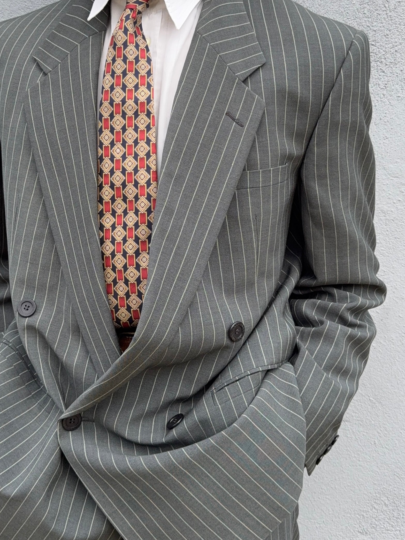 Versace 1980s Notch Lapel Double Breasted Pleated Wool Striped Grey Suit - Size L Jacket / 34" Waist