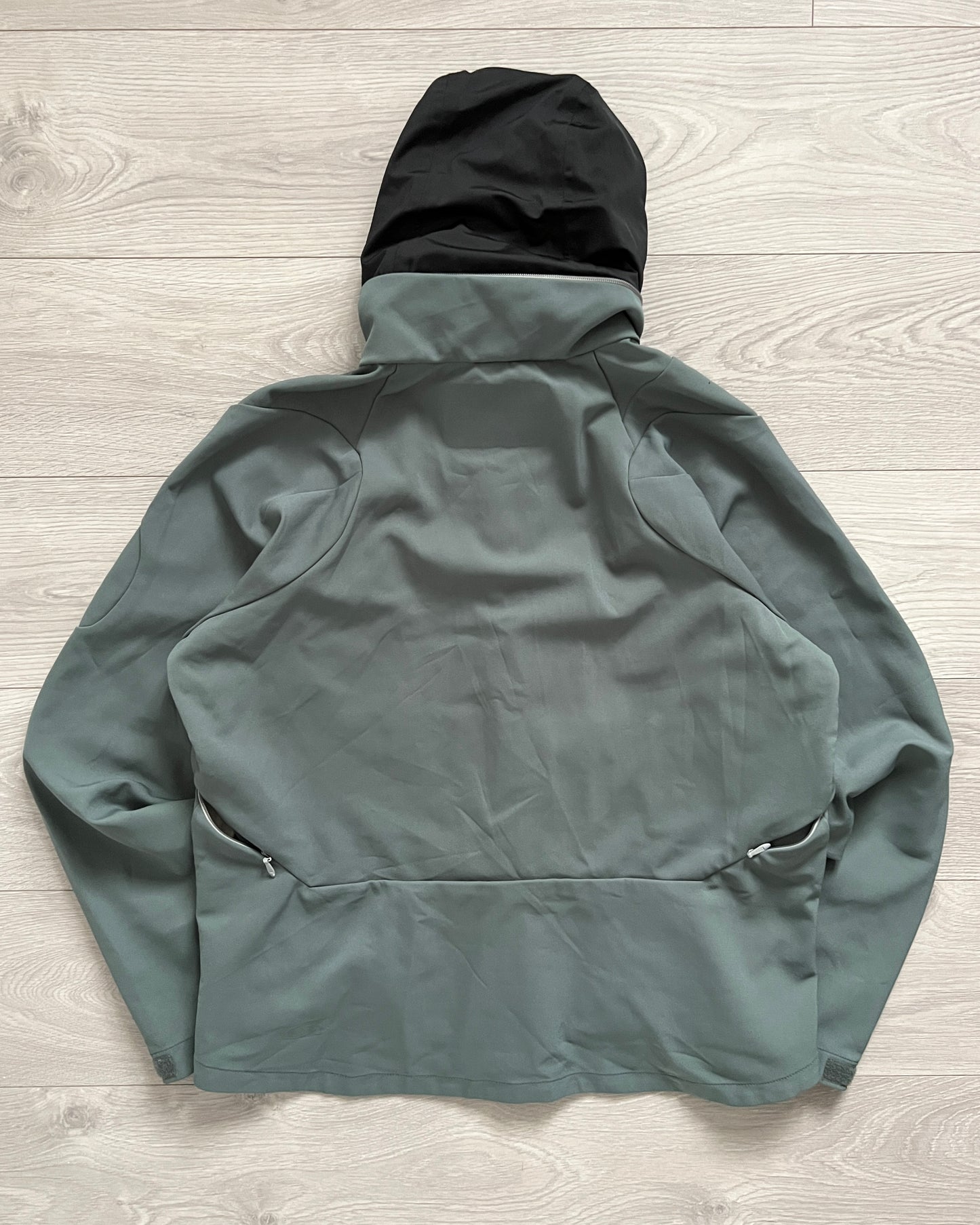 Salomon 1990s Technical Cordura Softshell Panelled Jacket - Size L