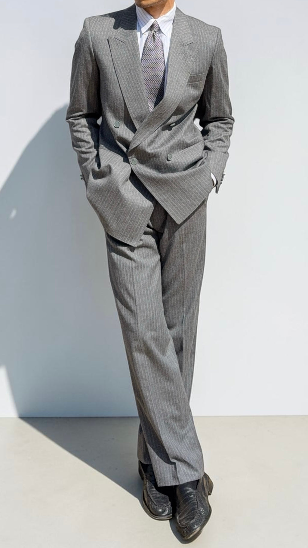 Vintage 1980s Double Breasted Peaked Lapel Pleated Merino Wool Grey Suit & Armani Tie - Size S Jacket / 30" Waist