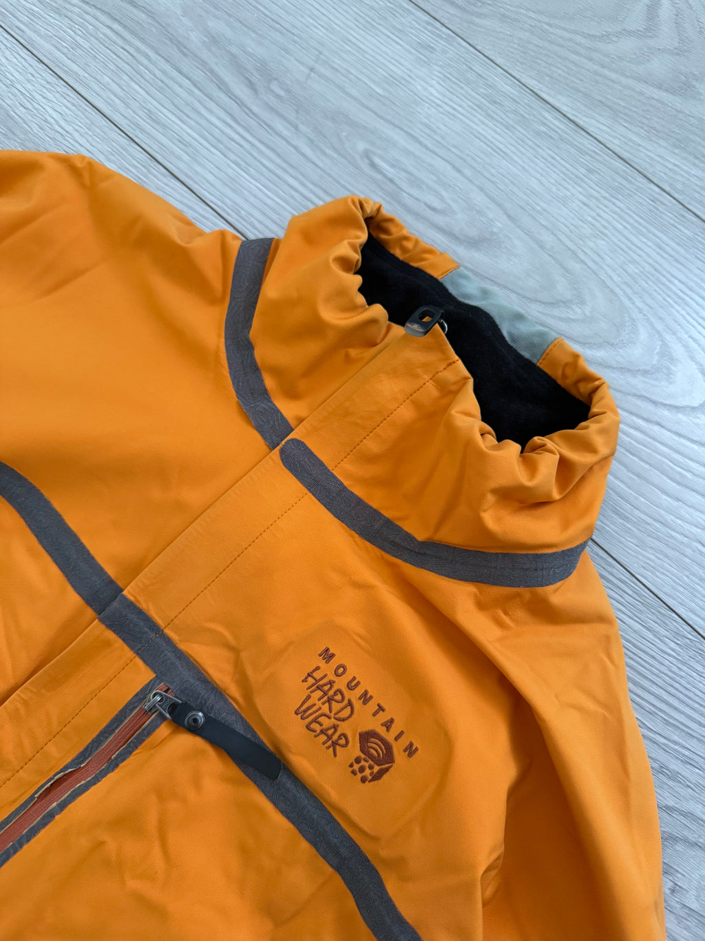 Mountain Hardwear Taped Seam Fleece Lined Technical Softshell Jacket - Size L