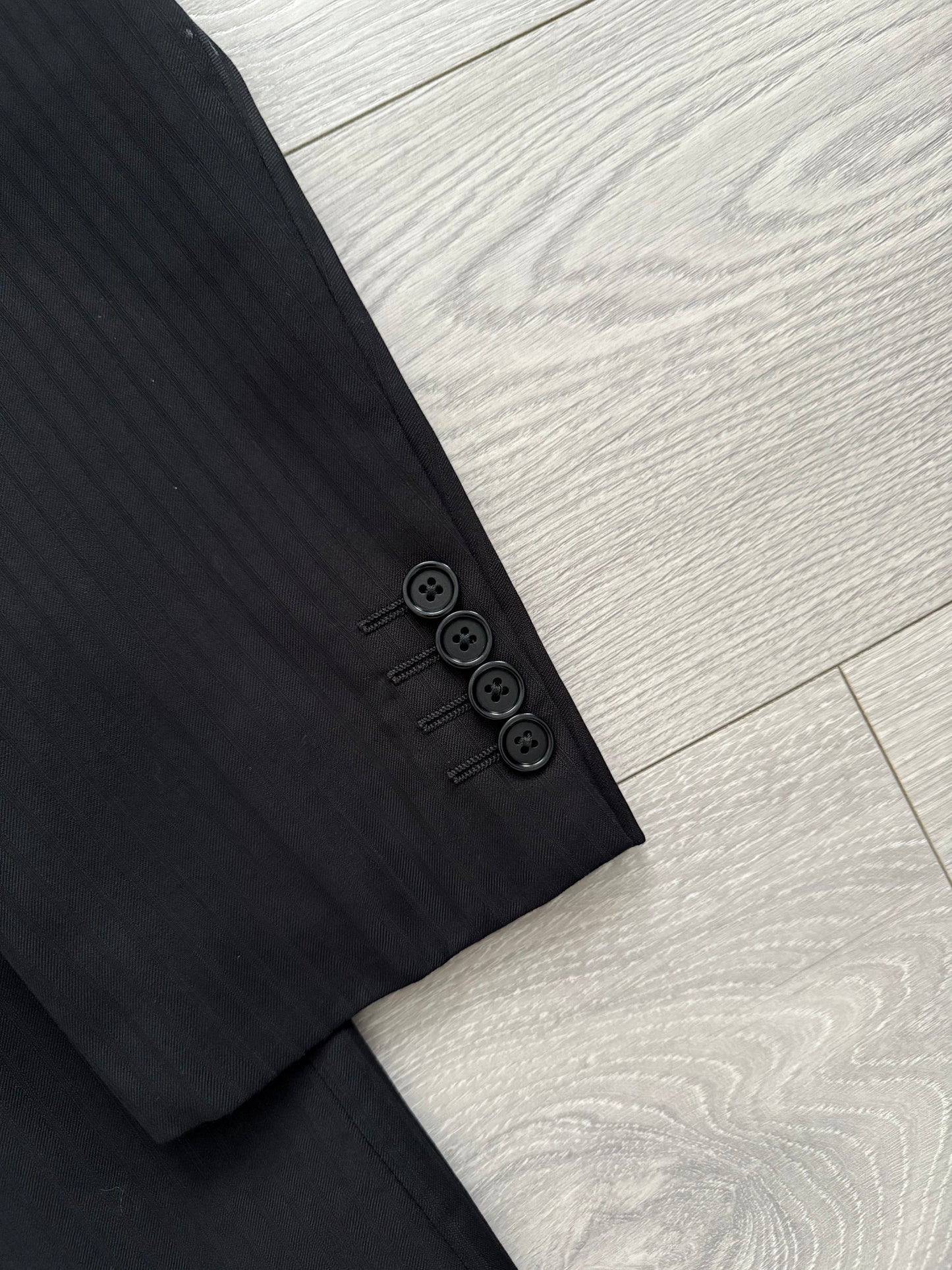 Armani 1990s 2B Pleated Wool Suit - Size XL Jacket / 40" Waist