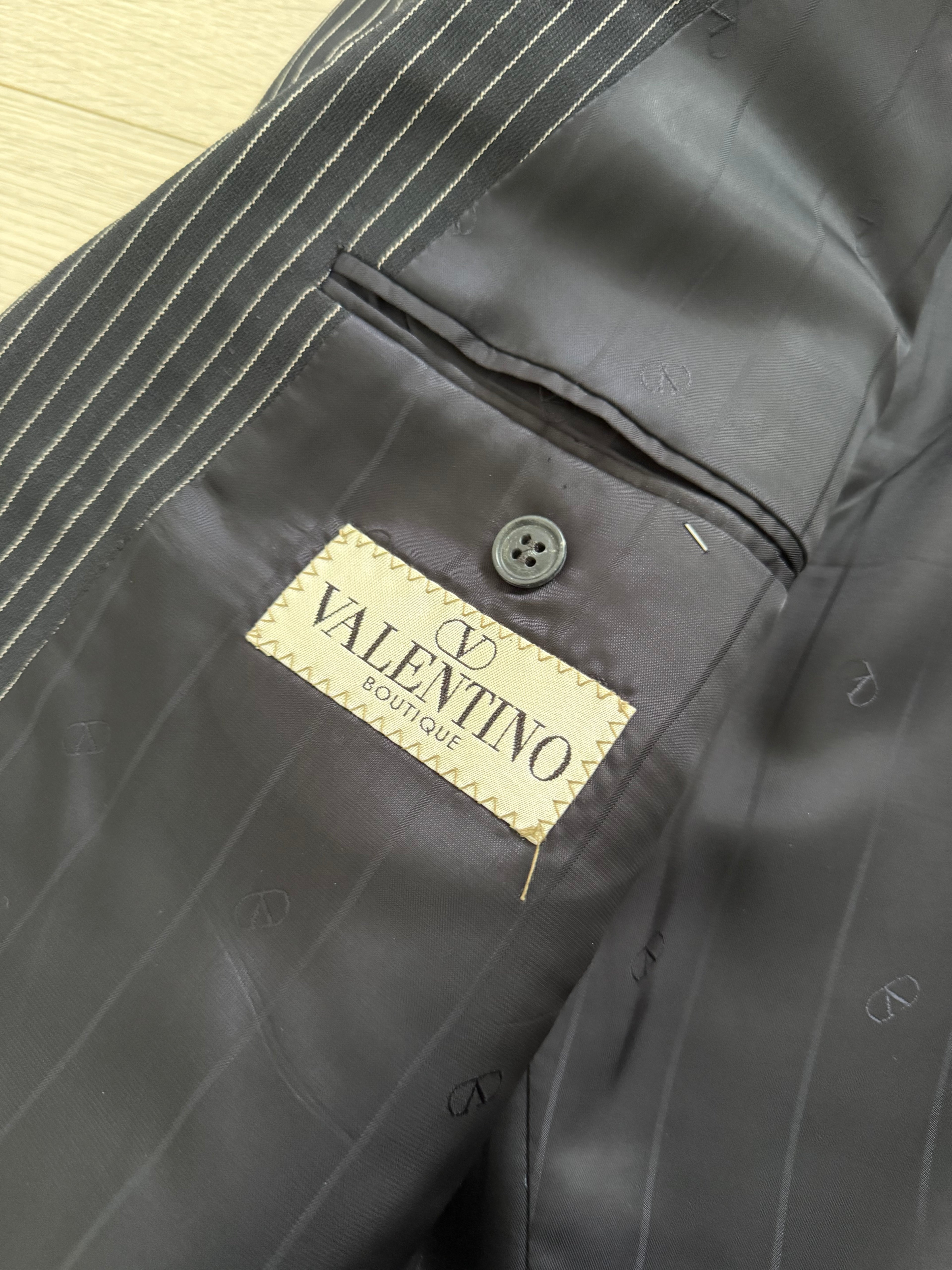 Valentino 1980s 6B Double Breasted Wool Pinestripe Power Suit - Size M Jacket / 32" Waist