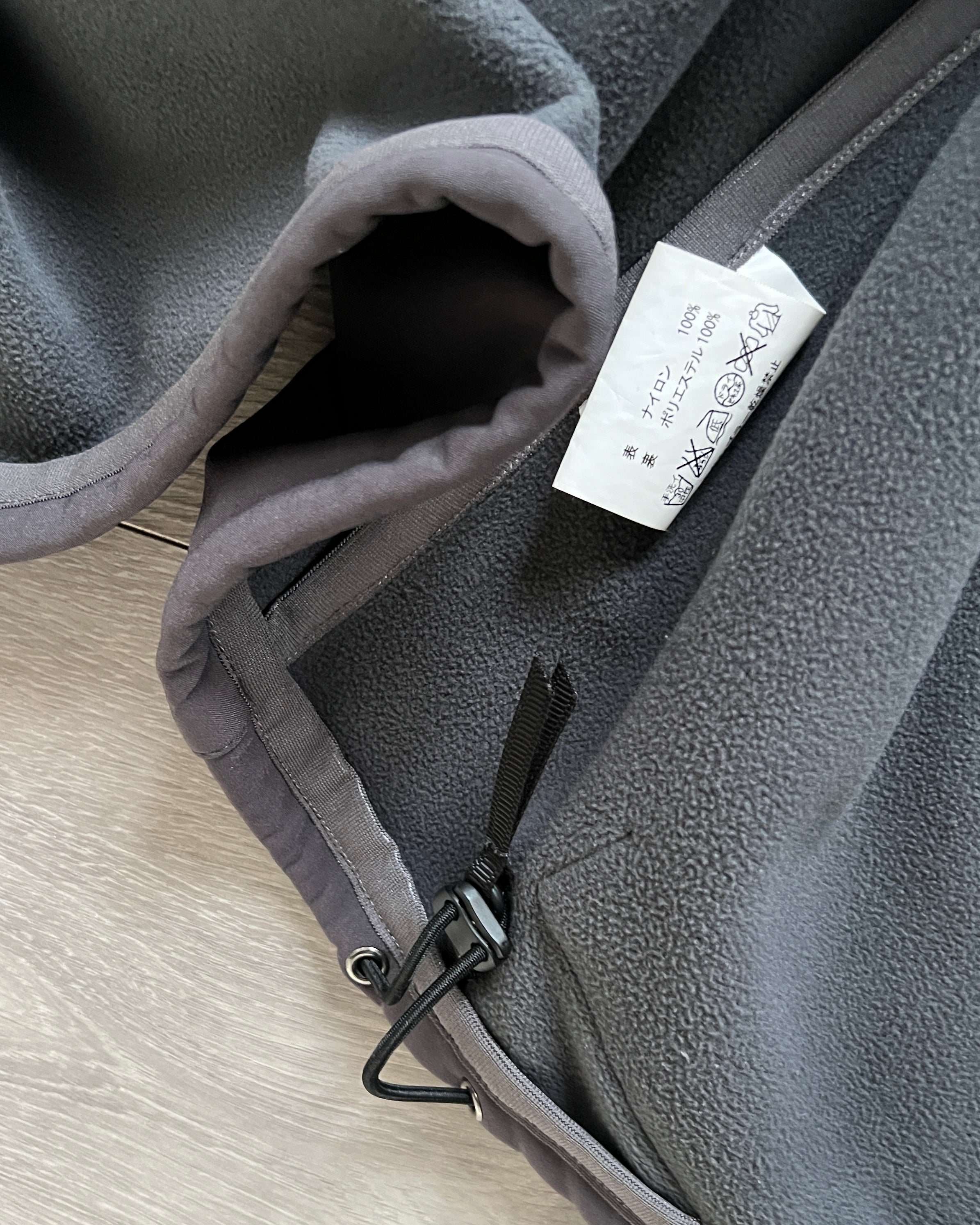 Disaeran by Acronym United Arrows Tactical Tech Darted Vest - Size M