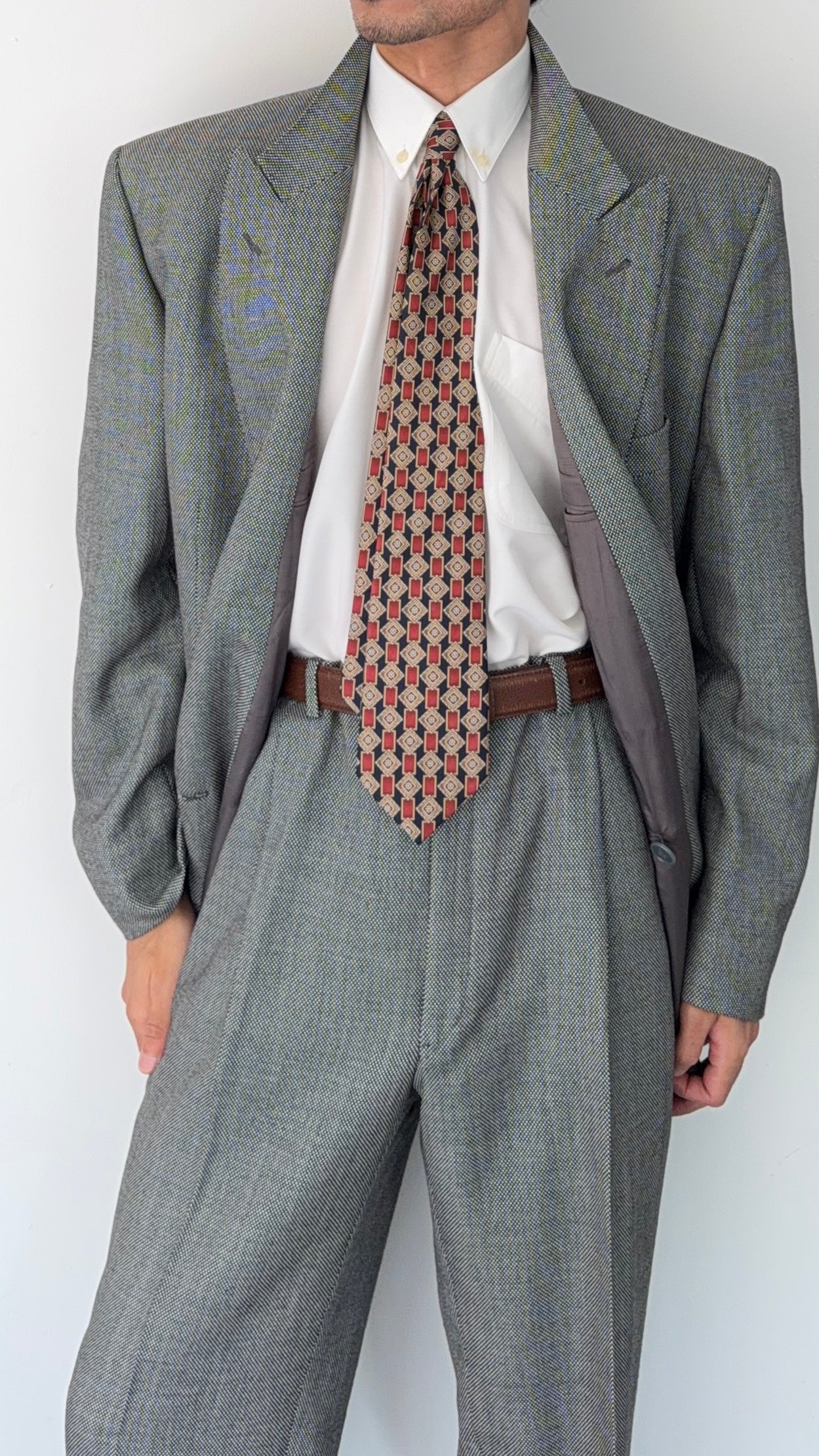 Louis Feraud Armani 1990s Peaked Lapel Pleated Double Breasted Wool Suit - Size XL Jacket / 36" Waist