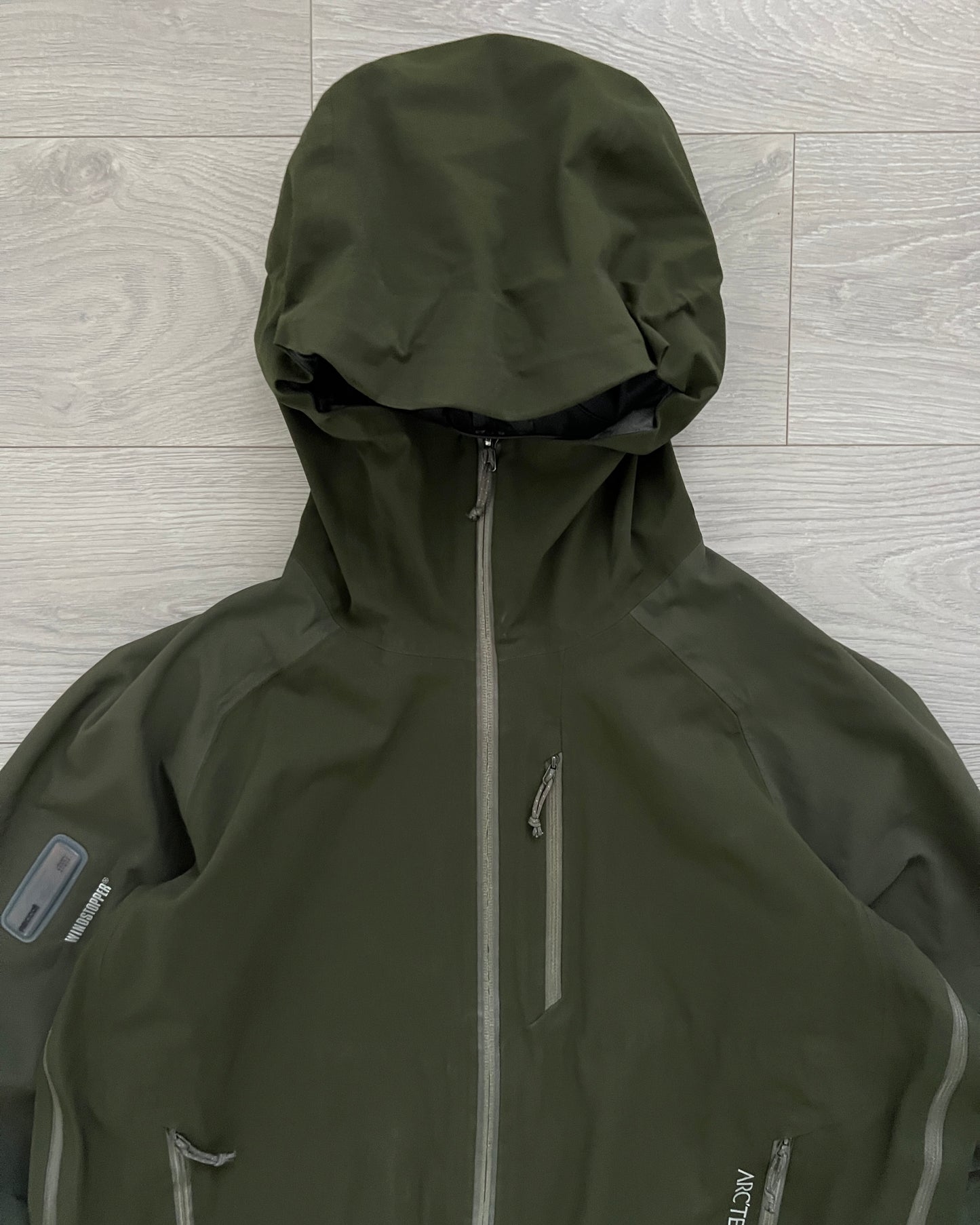 Arcteryx 00s Green Stingray Gore-Windstopper Waterproof Technical Jacket - Size L