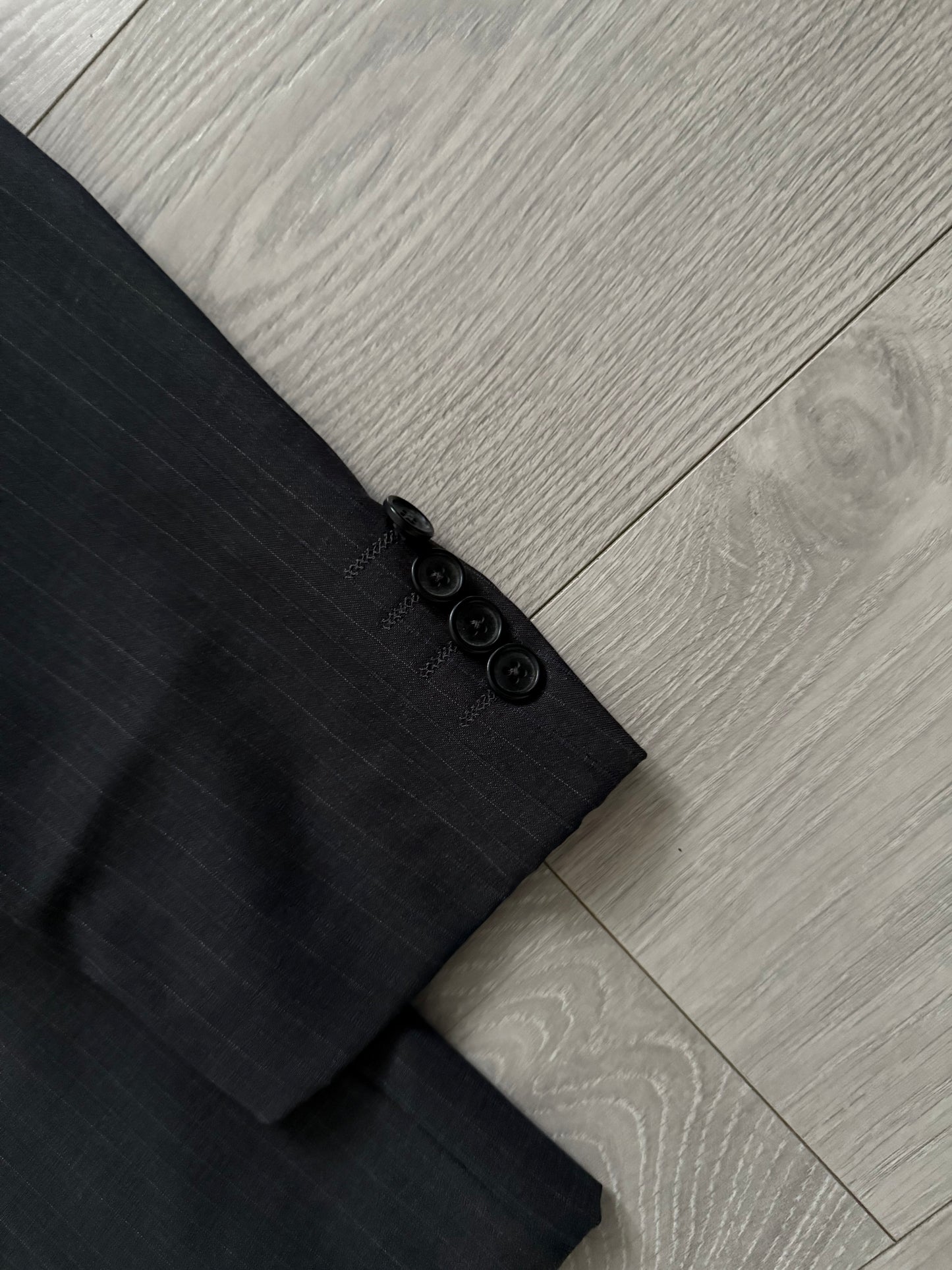 Giorgio Armani 1990s Striped Pleated Wool Suit - Size L Jacket / 36" Waist