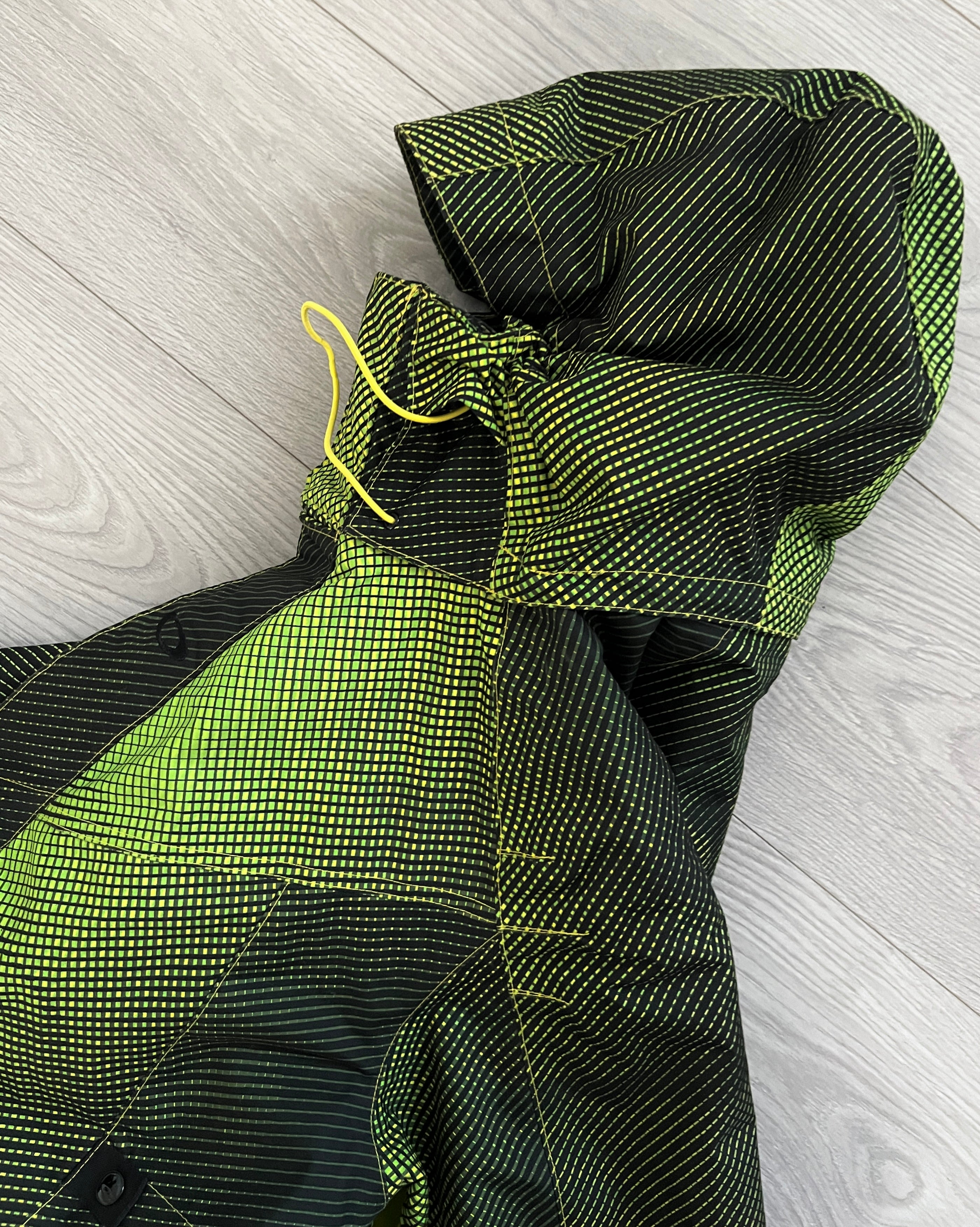 Oakley FW2010 Magnetic Hood 3D Holographic Print Technical Waterproof Jacket - Size M