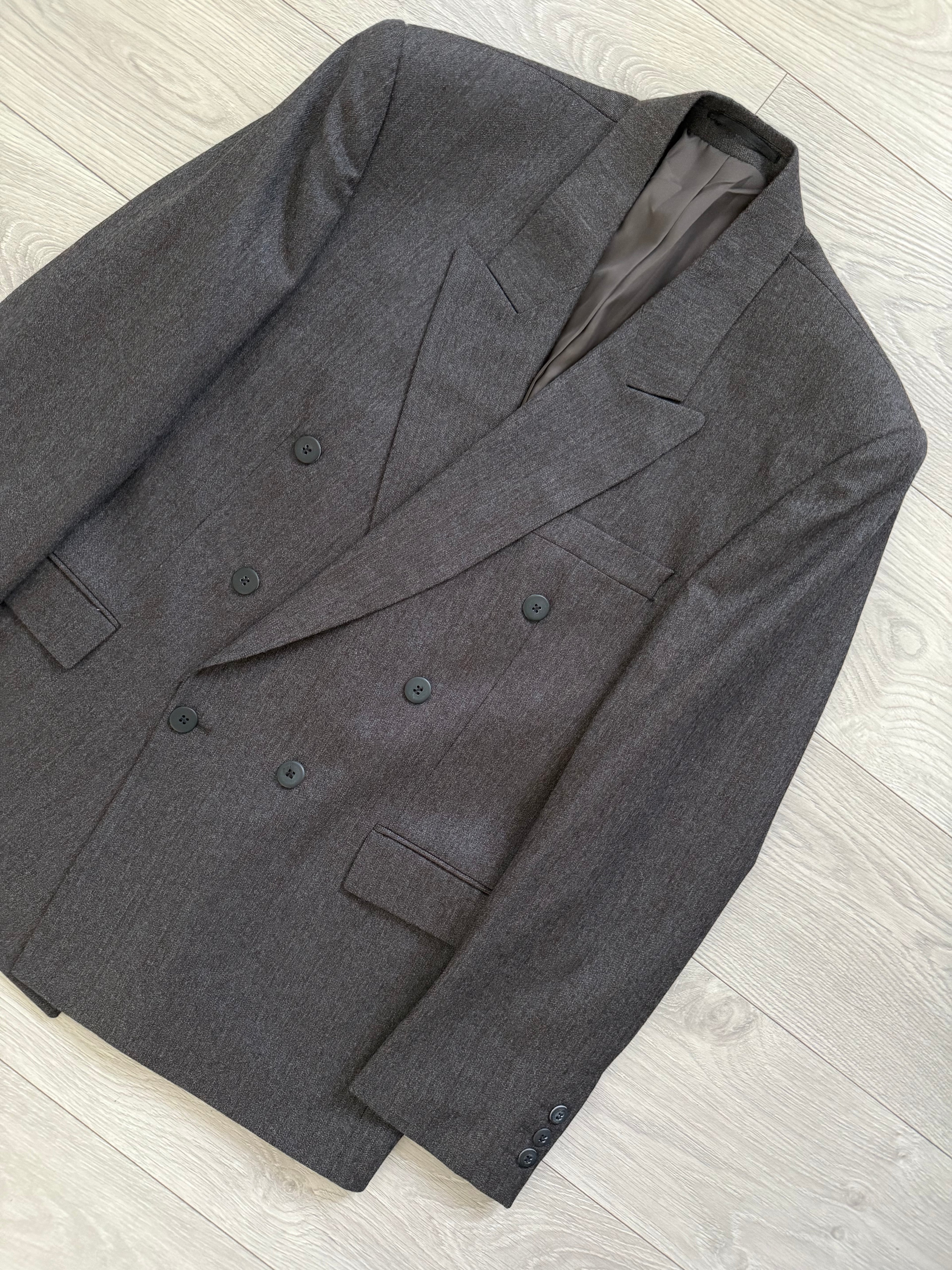 Vintage 1980s Made in England Double Breasted Peaked Lapel Pleated Brown Suit - Size M Jacket / 31" Waist