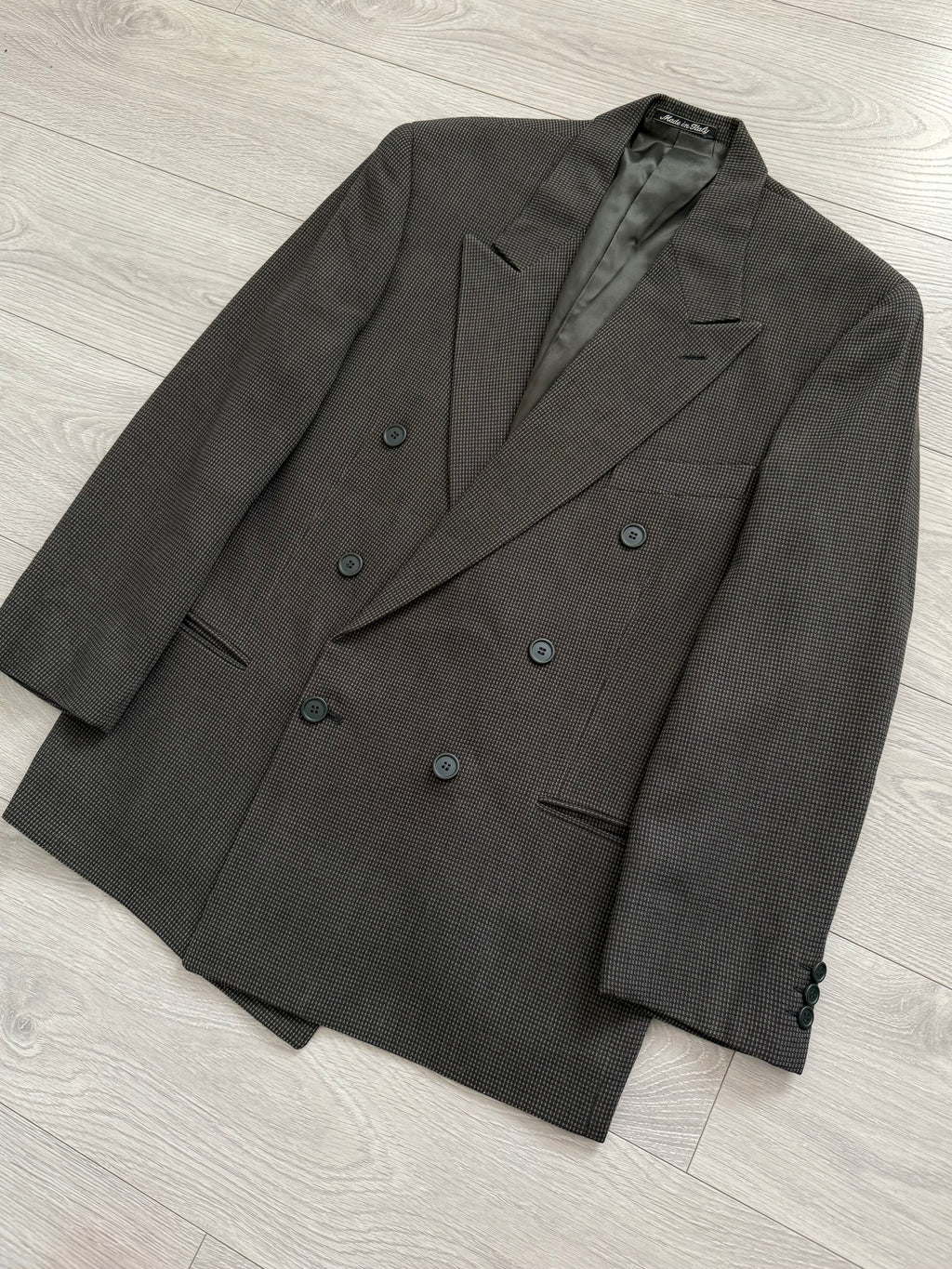 Giorgio Armani 1980s Double-Breasted Pleated Textured Wool Suit - Size L Jacket / 34" Waist