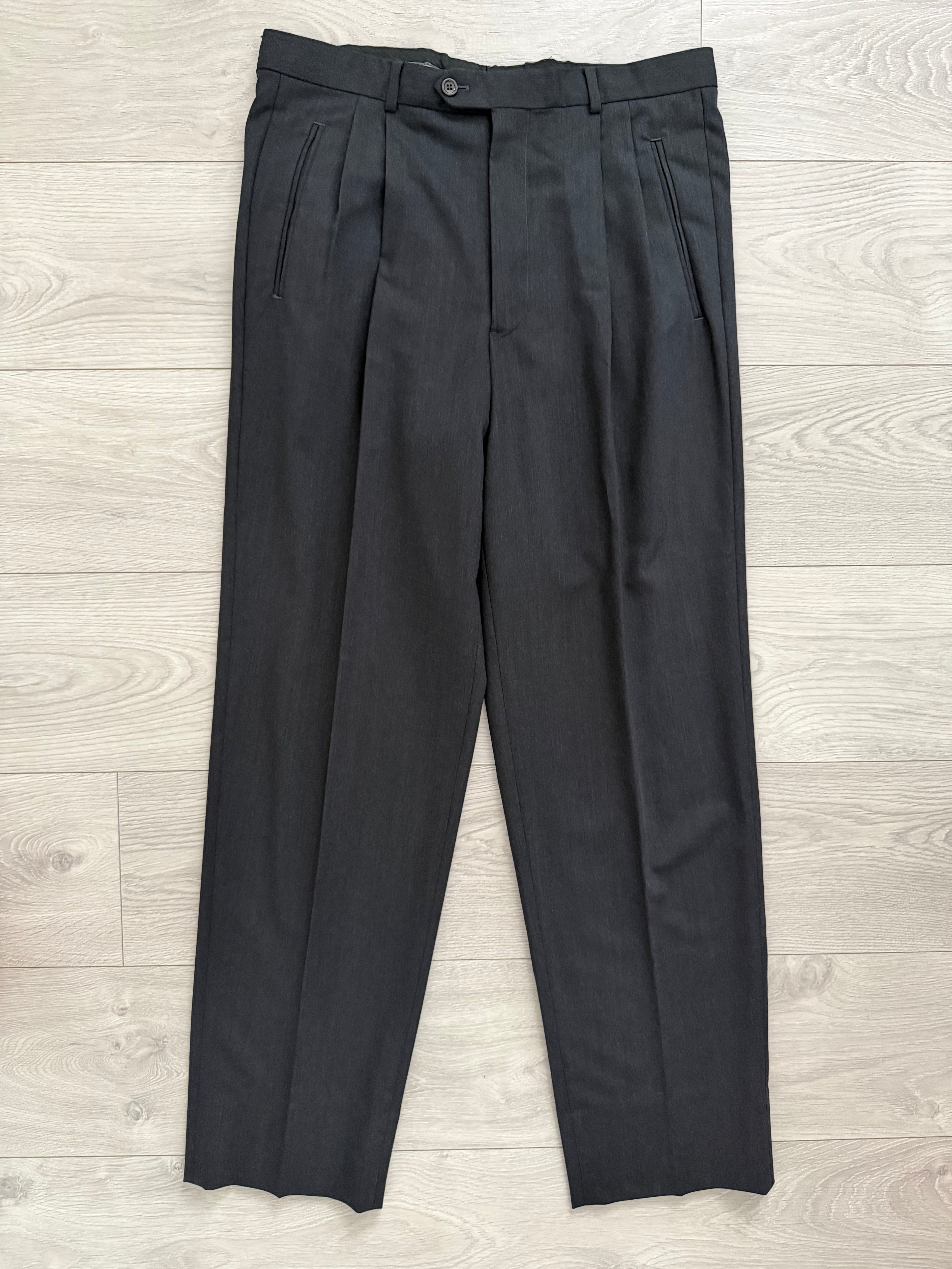 Armani 1990s Peaked Lapel Double Breasted Pleated Wool Suit Charcoal Grey - Size L Jacket / 33" Waist