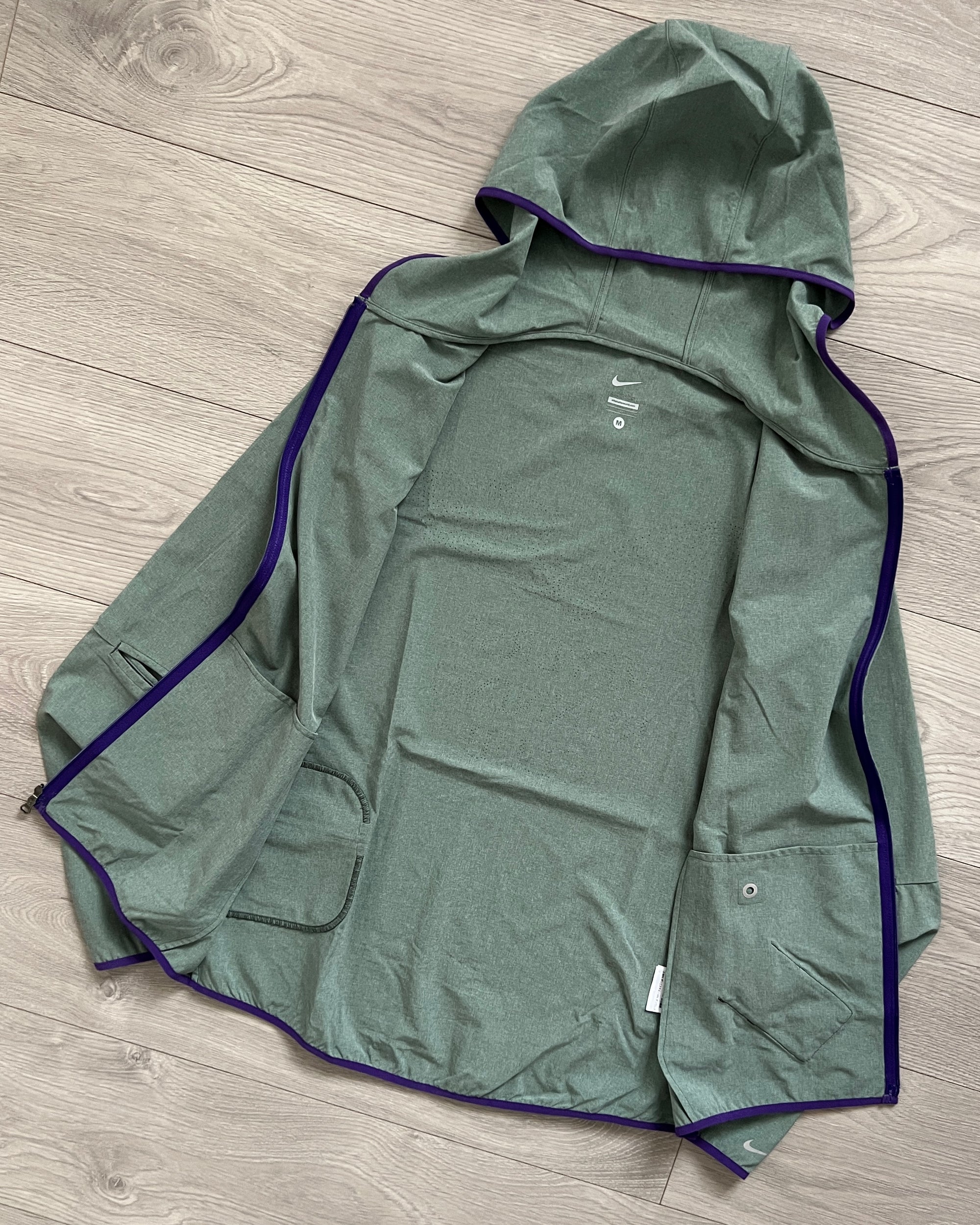 Nike Gyakusou FW15' Reverse Run Club Perforated Sleeve Vent Jacket - Size M