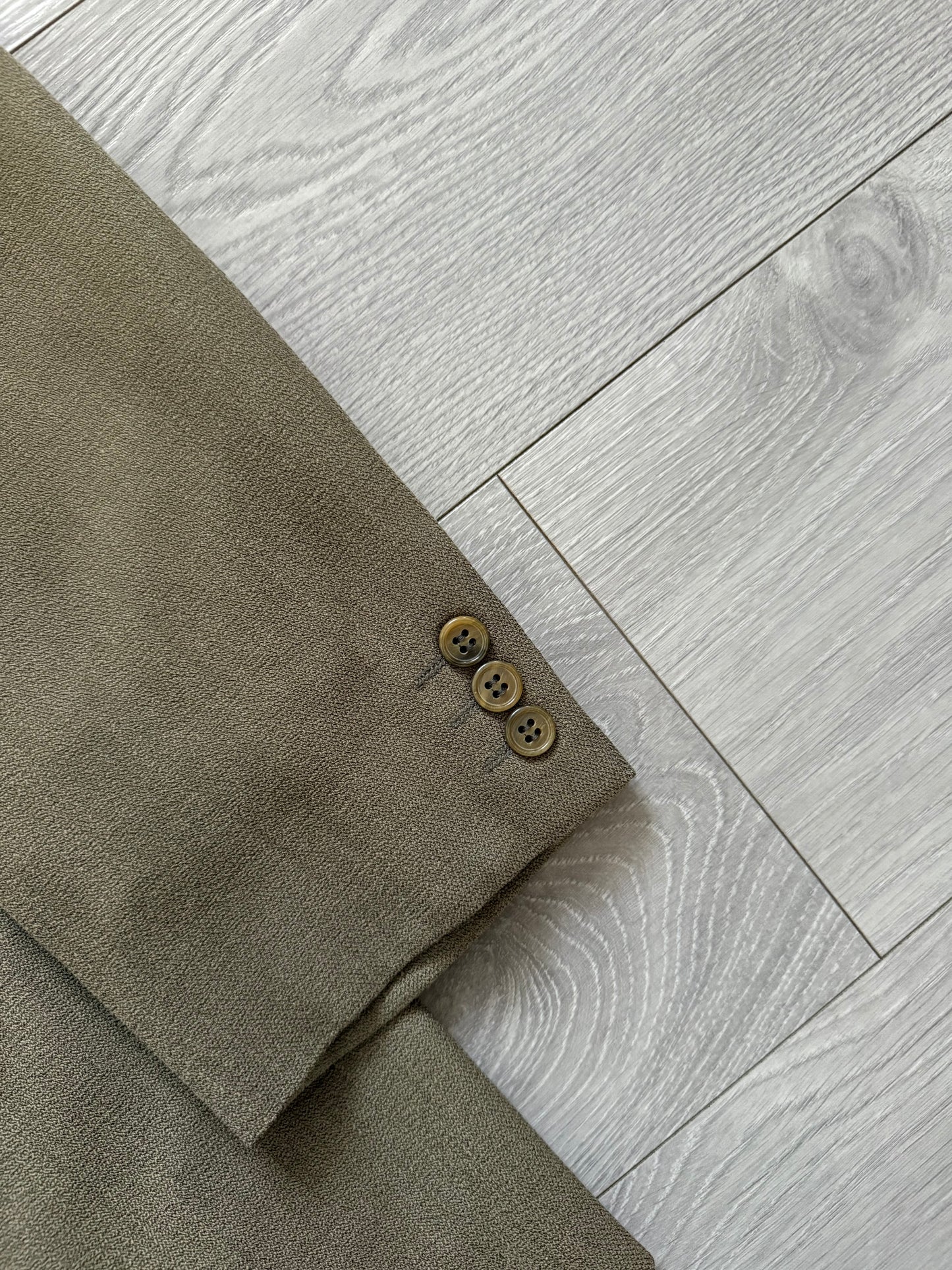 Giorgi Armani 1980s Pleated Double-Breasted Suit - Size L Jacket / 34" Waist