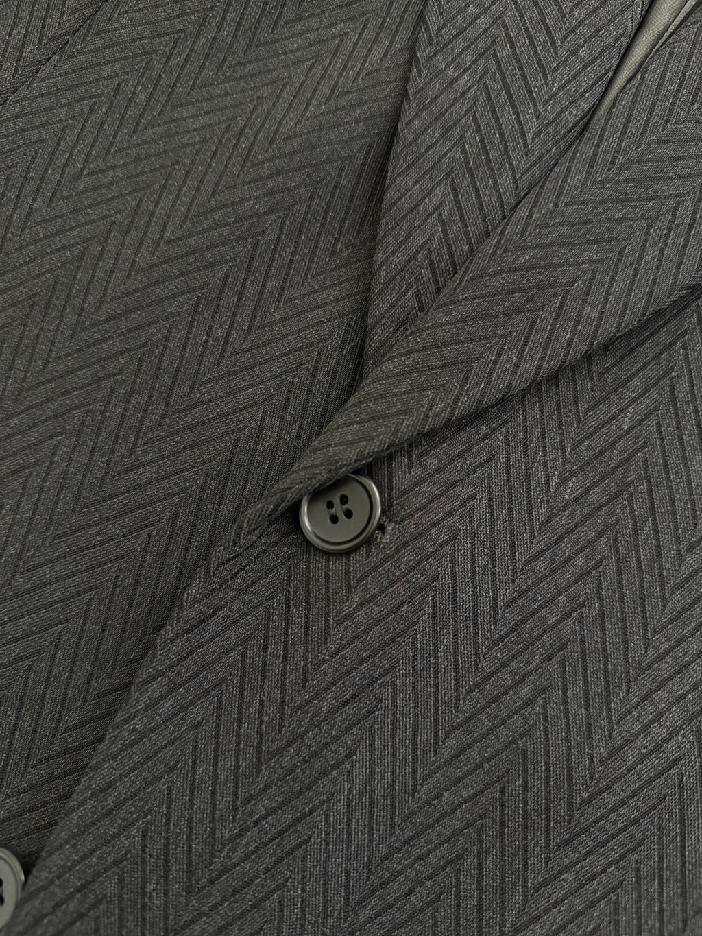 Hilton Armani 1980s 2B Chevron Herringbone Weave Wool Draped Jacket - Size L