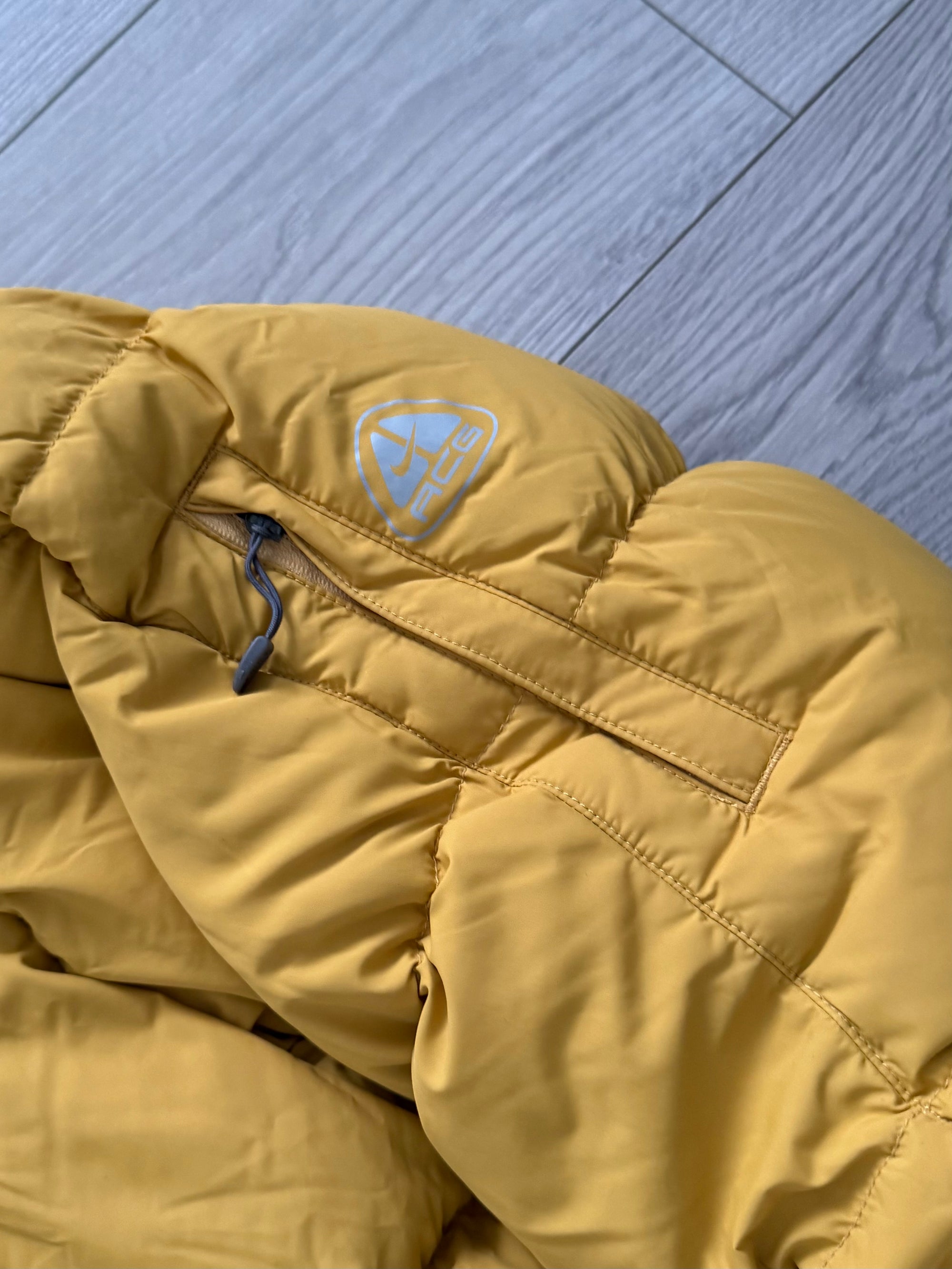Nike ACG 00s Technical Down Puffer Jacket - Size XL