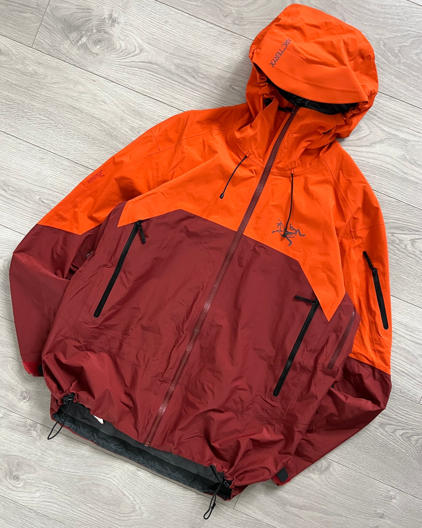 Arcteryx Rush Gore-Tex Pro TwoTone Waterproof Jacket - Size XL