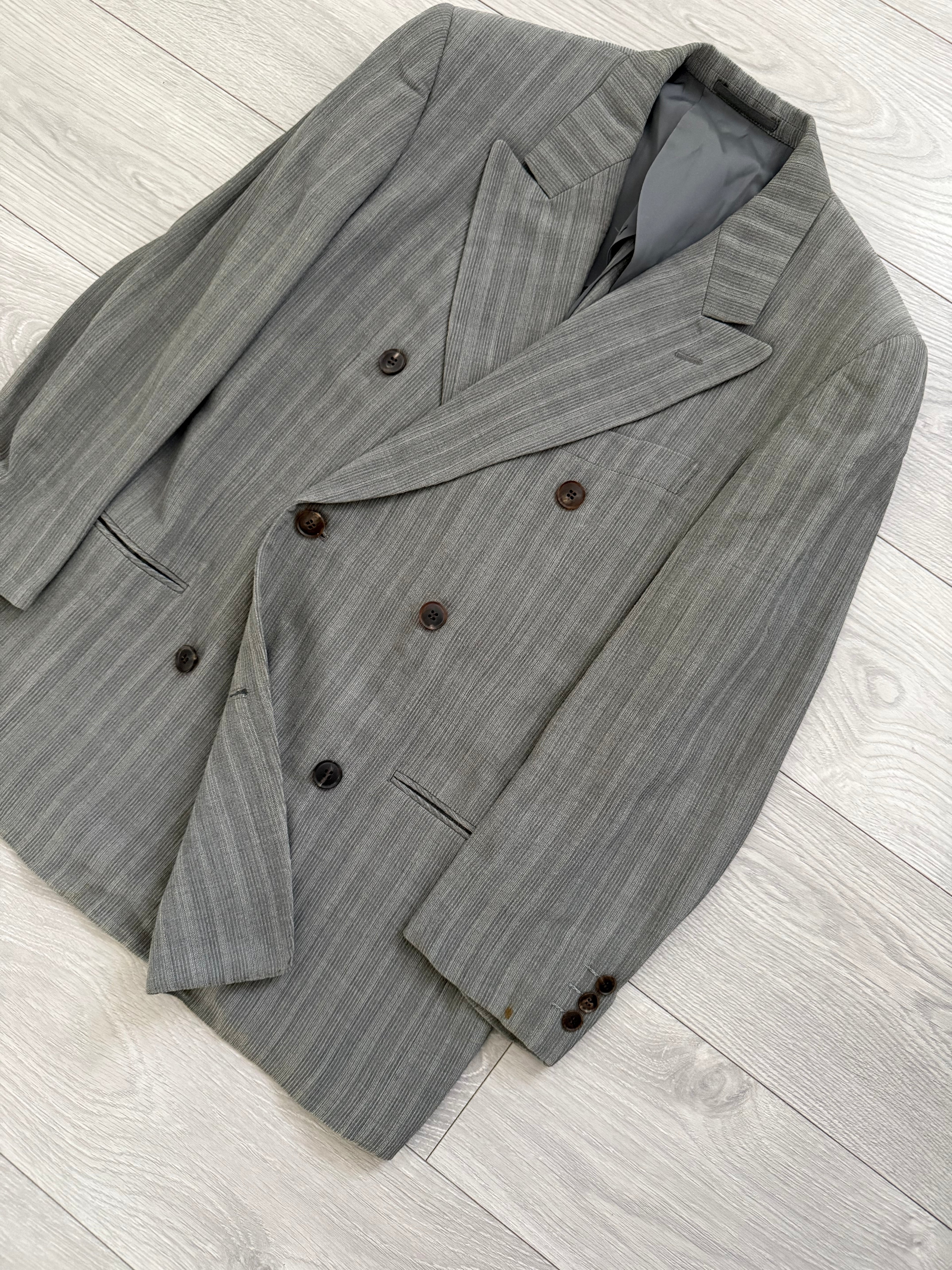 Basile 1980s Peaked Lapel Double Breasted Pleated Textured Wool Suit - Size M Jacket / 31" Waist