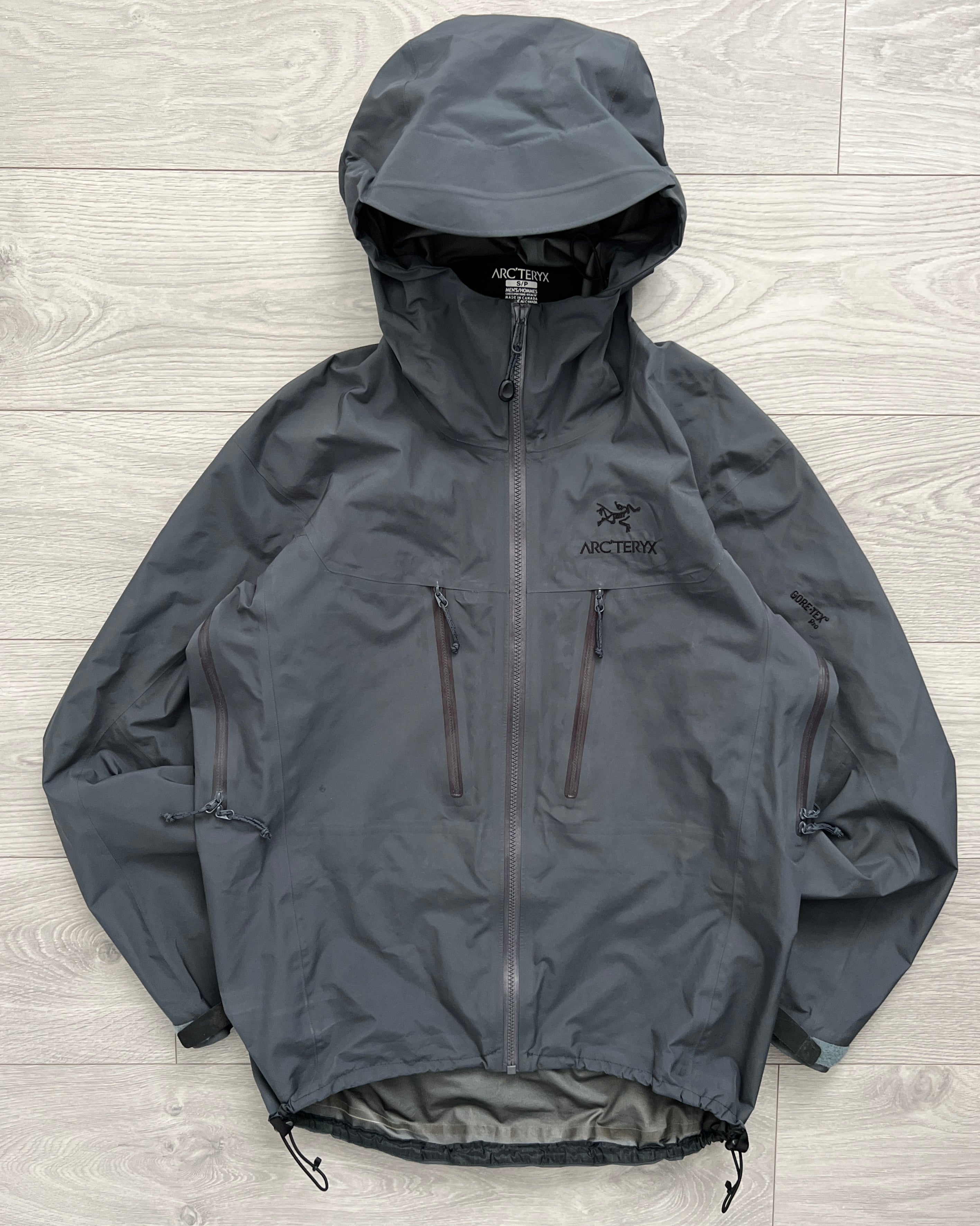 Arcteryx LEAF Alpha LT Gore-Tex Jacket Wolf Grey - Size S – NDWC0 Shop