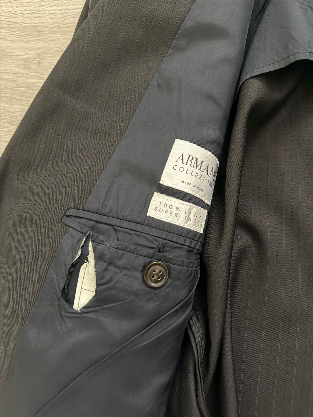 Armani 1990s 3B Pleated Wool Suit Navy - Size XL Jacket / 34" Waist