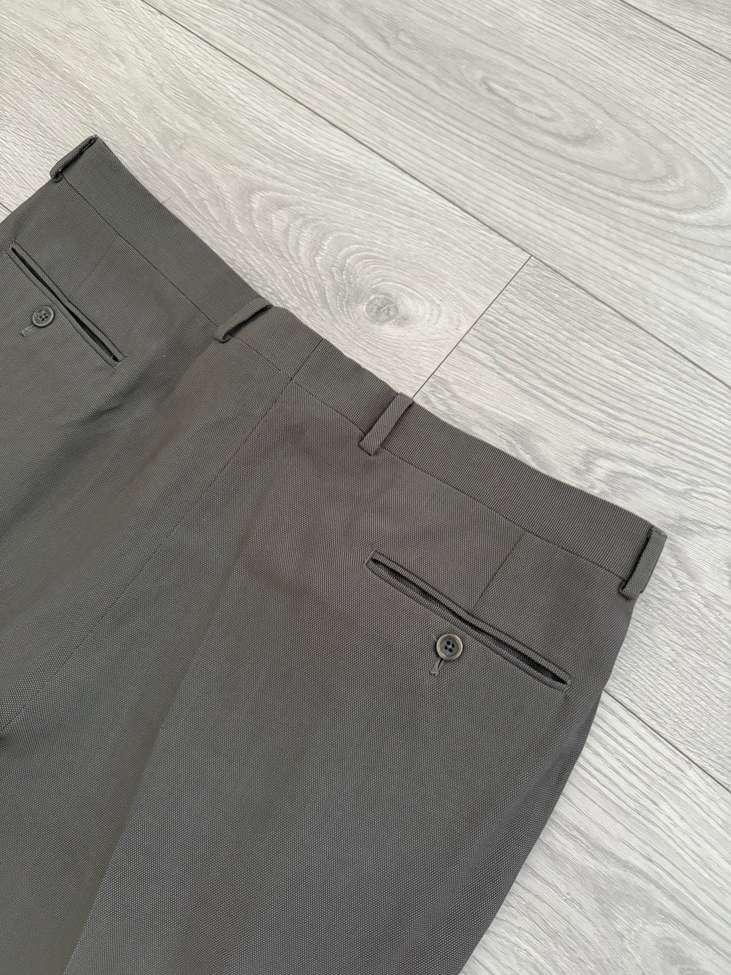 Armani 1990s Double Breasted Draped Pleated Wool Suit - Size XXL Jacket / 38" Waist