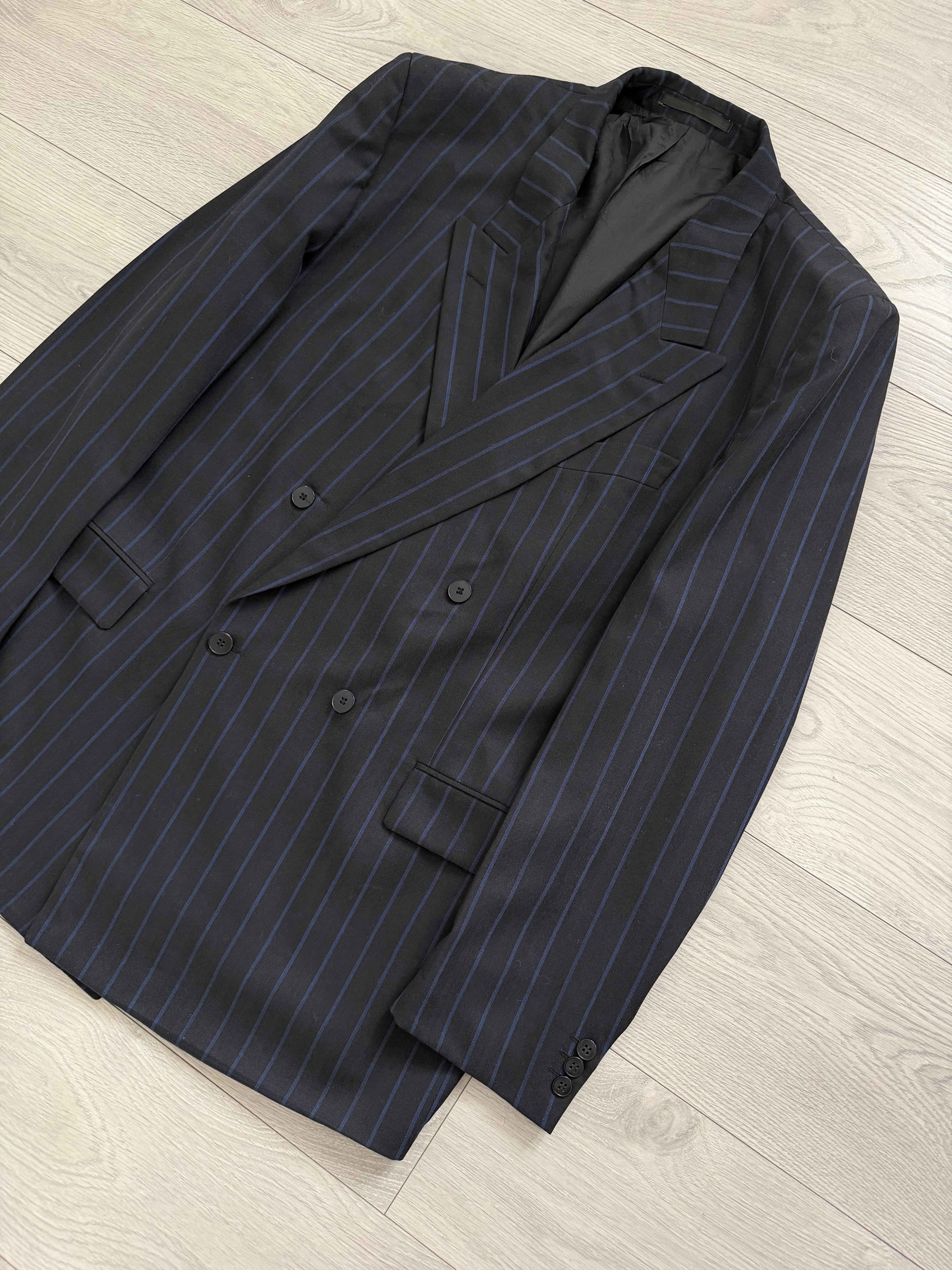 Hugo Boss 1980s Peaked Lapel Double Breasted Pleated Wool Suit - Size XXL Jacket / 34" Waist