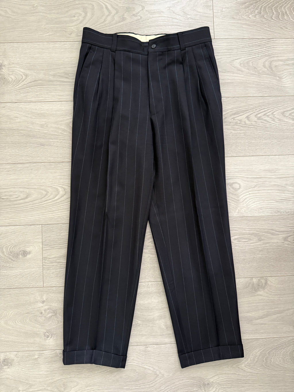 Hugo Boss 1990s 'Nostalgia' 6B Double Breasted Pleated Striped Wool Navy Suit - Size M Jacket / 32" Waist