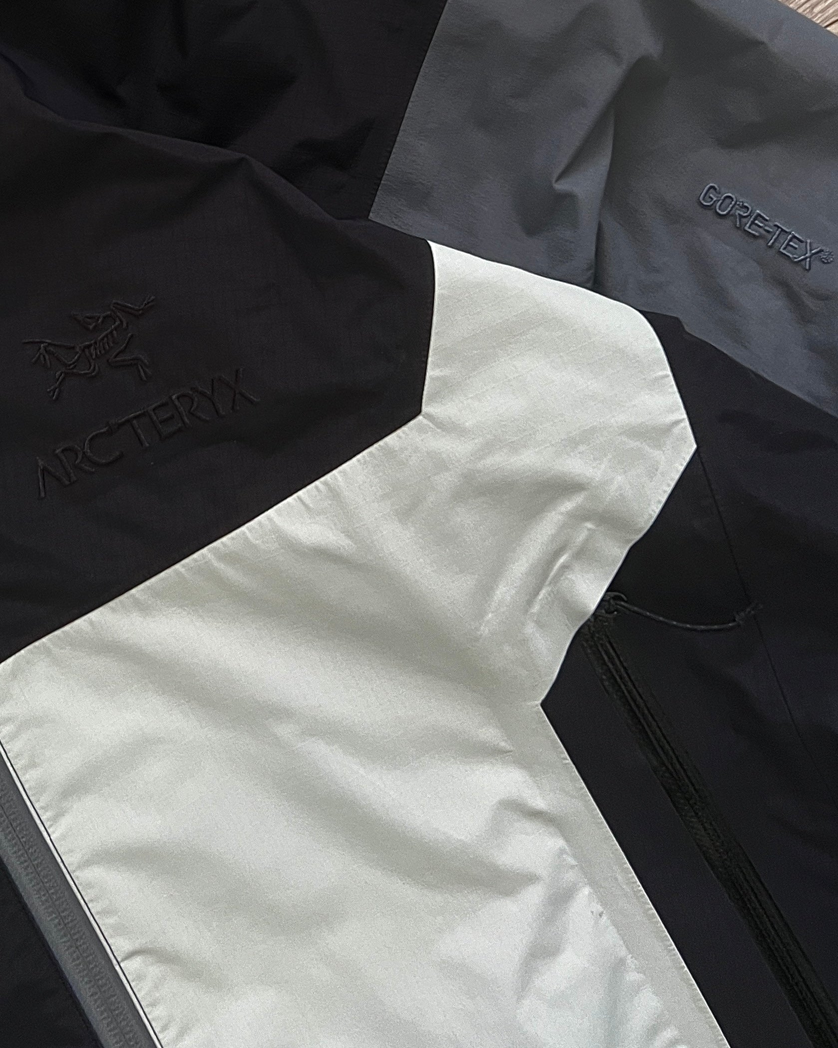 Arcteryx Beams SS2017 Beta Gore-Tex Patchwork Jacket - Size S