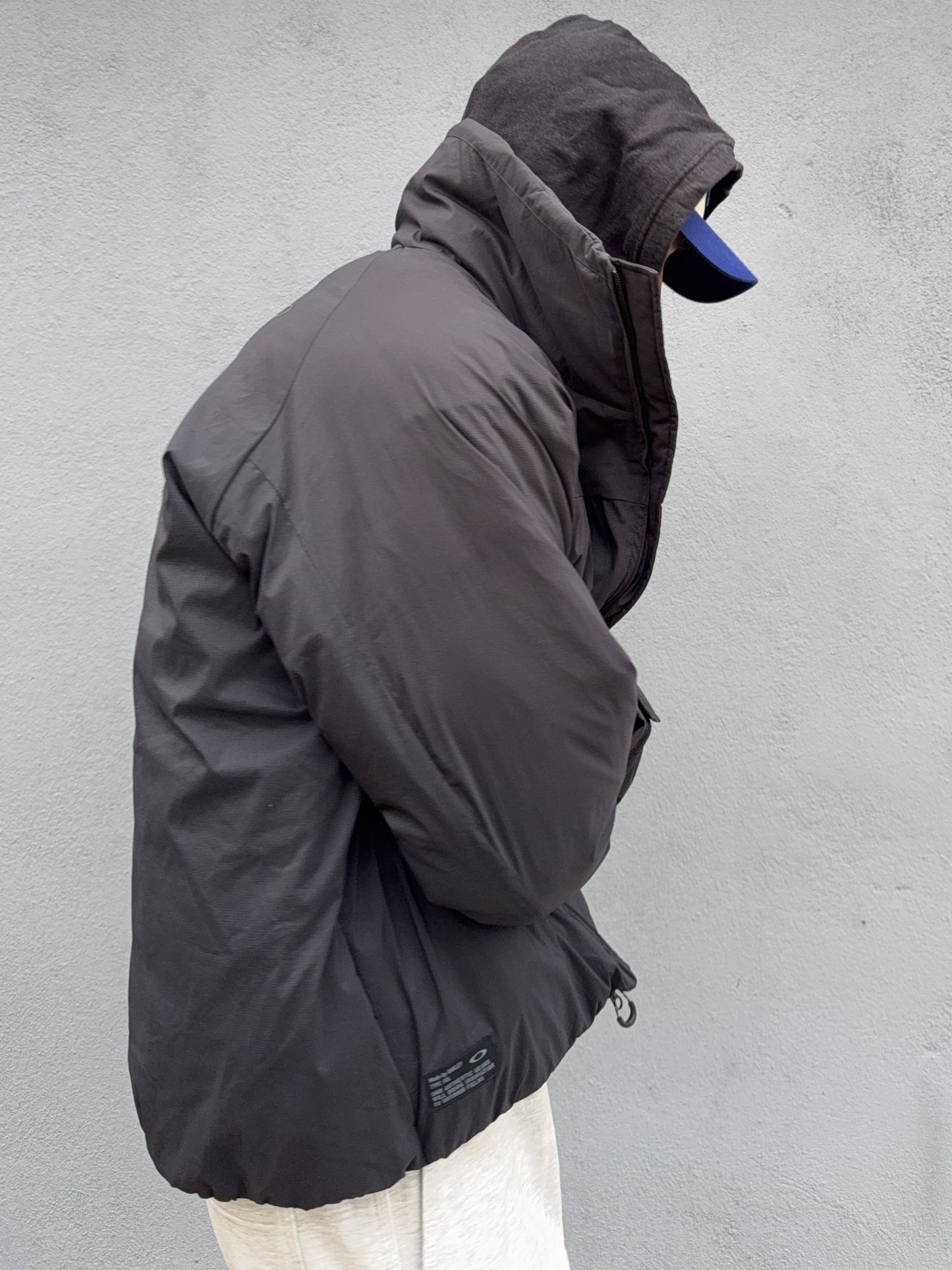 Oakley Puffer Jacket - Size M