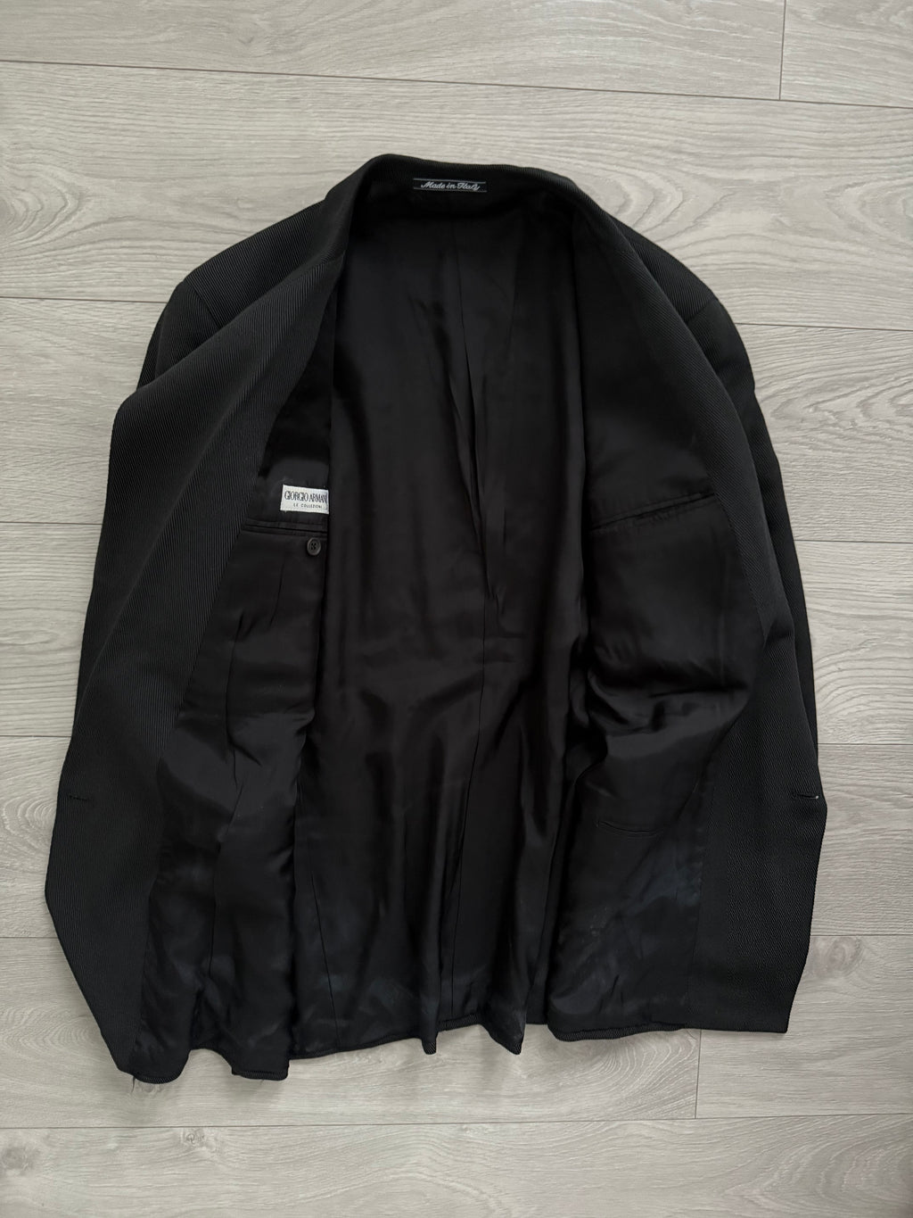 Giorgio Armani 1980s Double Breasted Pleated Wool Suit Black New - Size L Jacket / 32" Waist