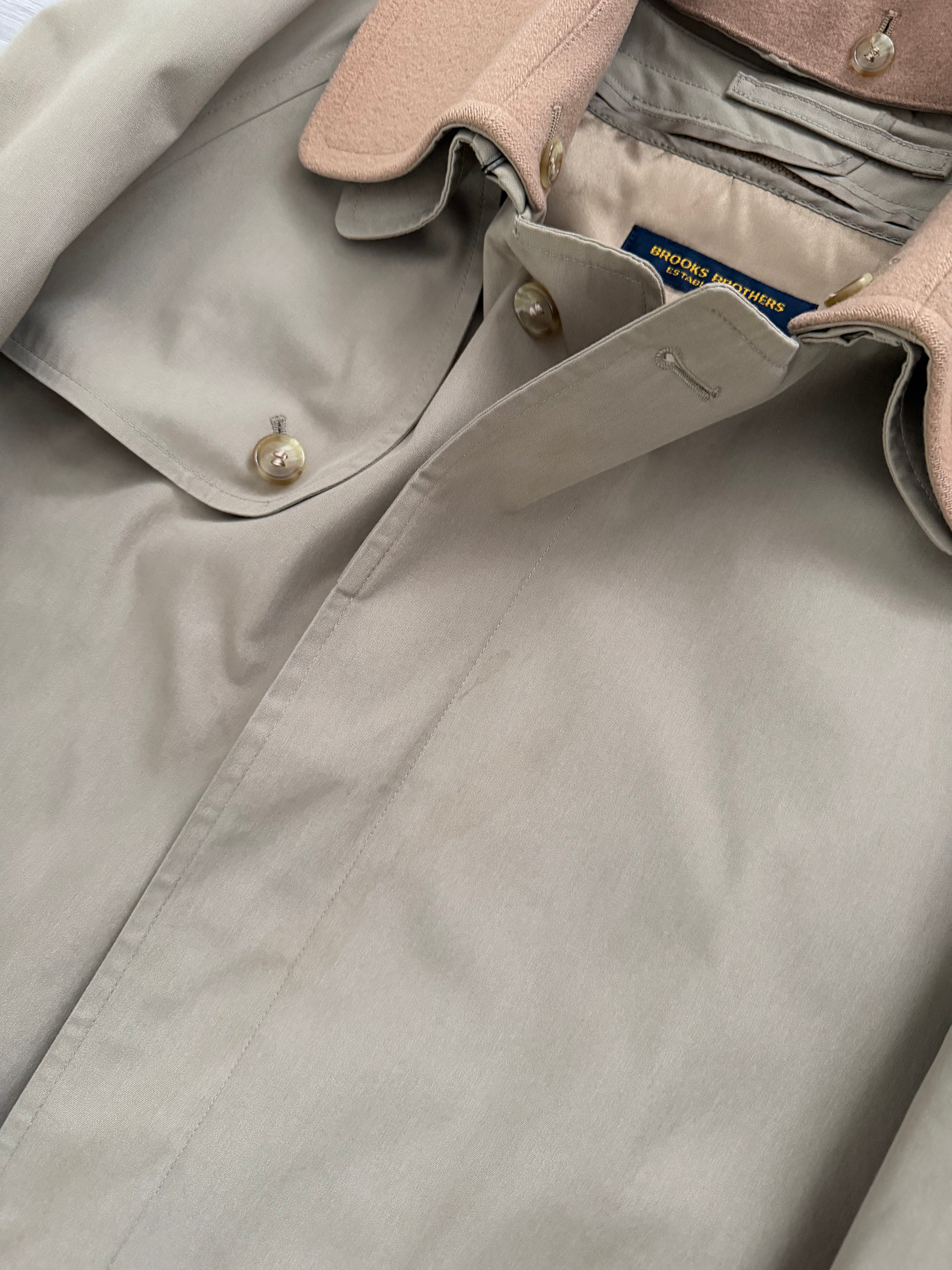 Brooks Brothers Vintage Water Repellent Trench Coat W/ Removable Wool Liner - Size M