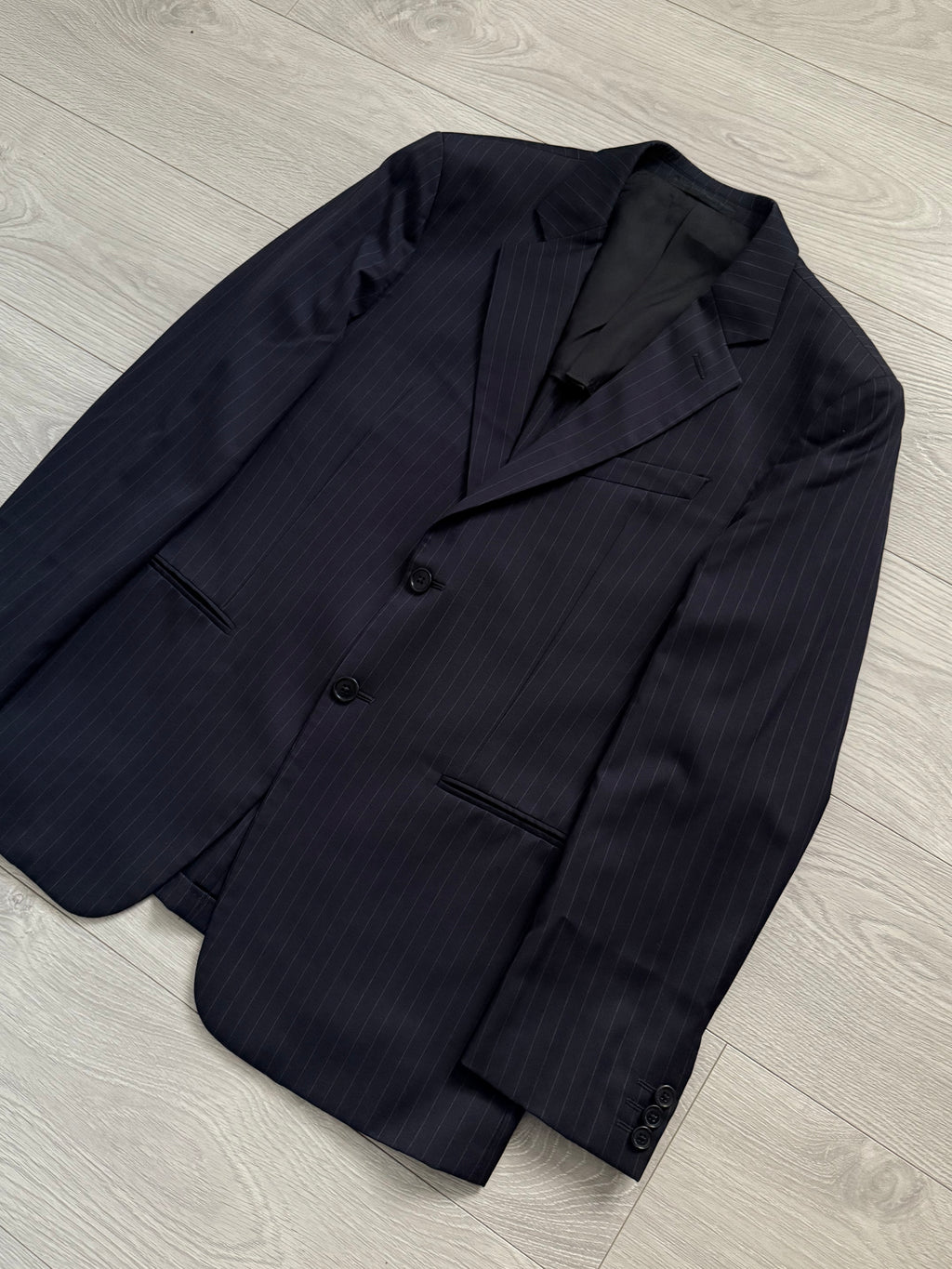 Armani 1990s Pleated 3B Striped Navy Wool Suit - Size M Jacket / 38" Waist