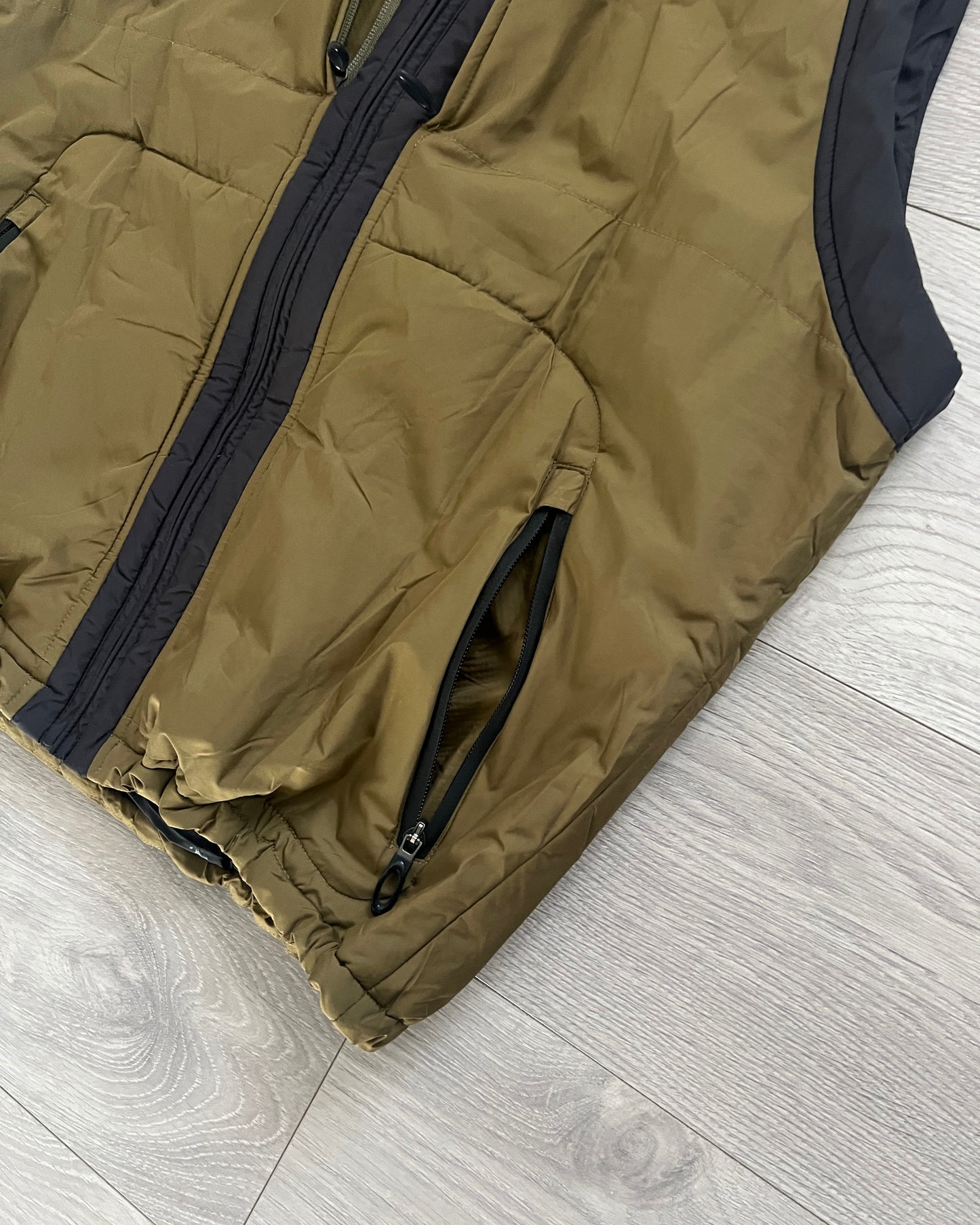 Oakley FW2007 Hydro Fuel Technical Padded Vest - Size L